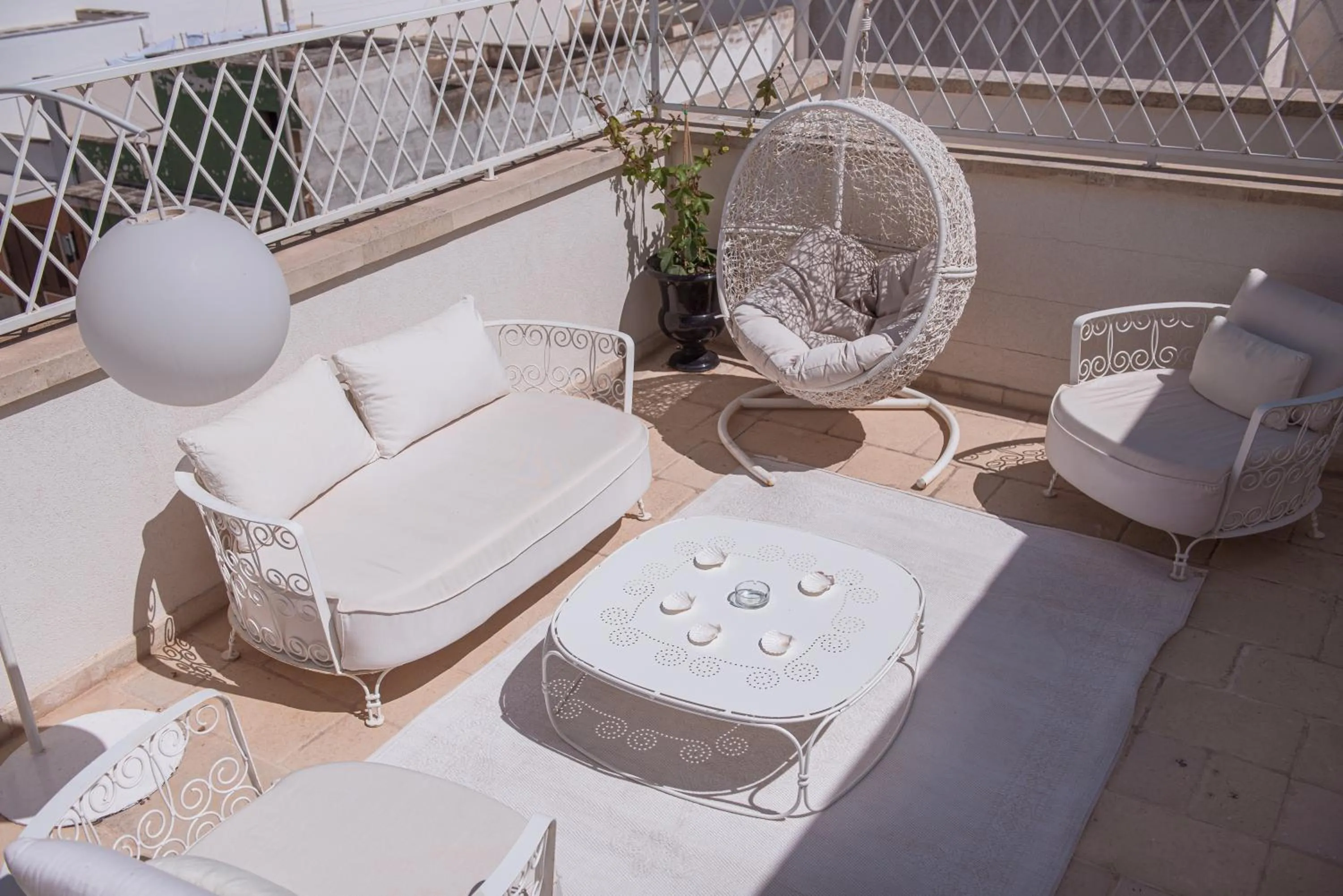 Balcony/Terrace in B&B Le Bateau Bleu Adults Only 12 plus