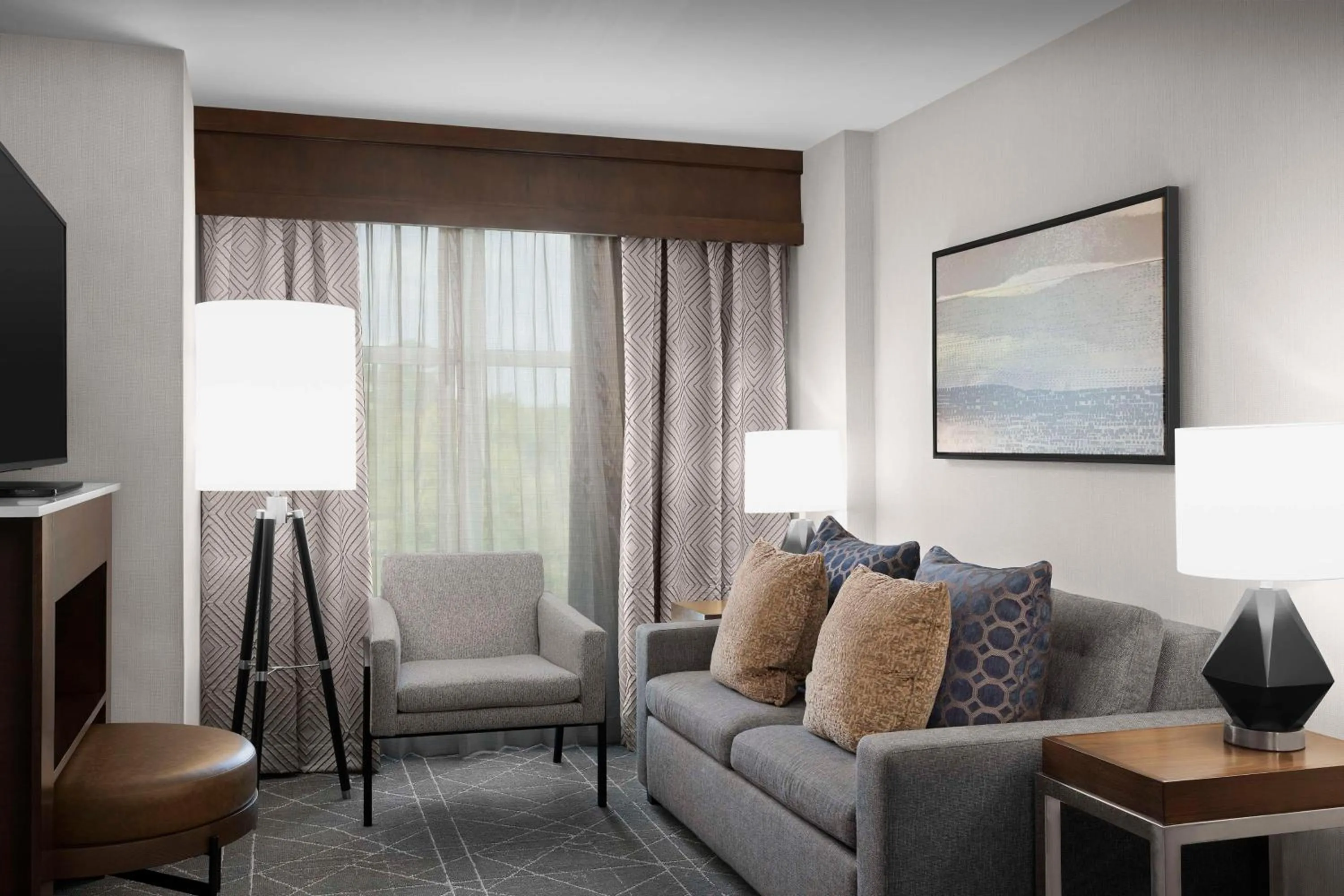 Living room in Embassy Suites Atlanta - Kennesaw Town Center