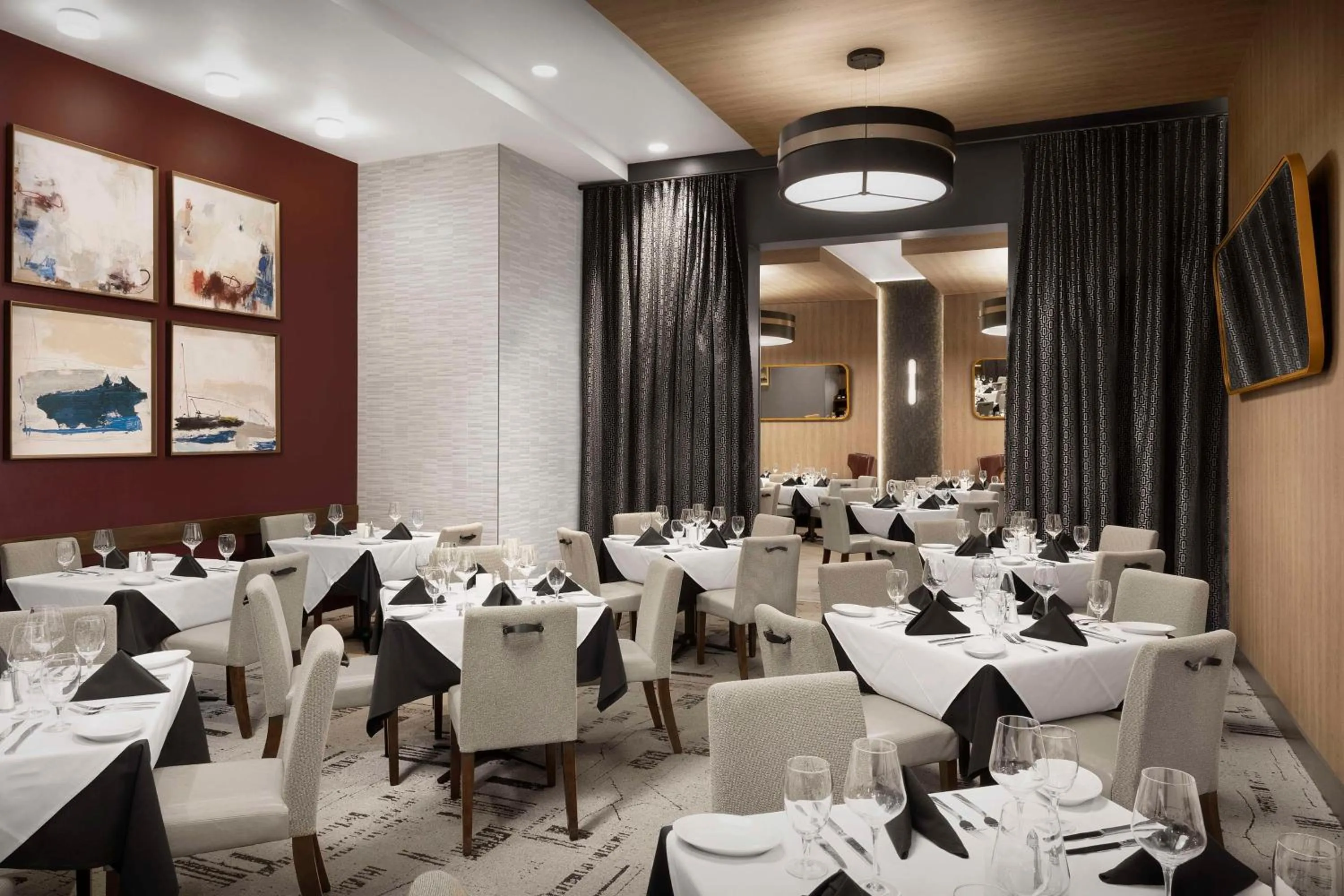 Restaurant/places to eat in Embassy Suites Atlanta - Kennesaw Town Center