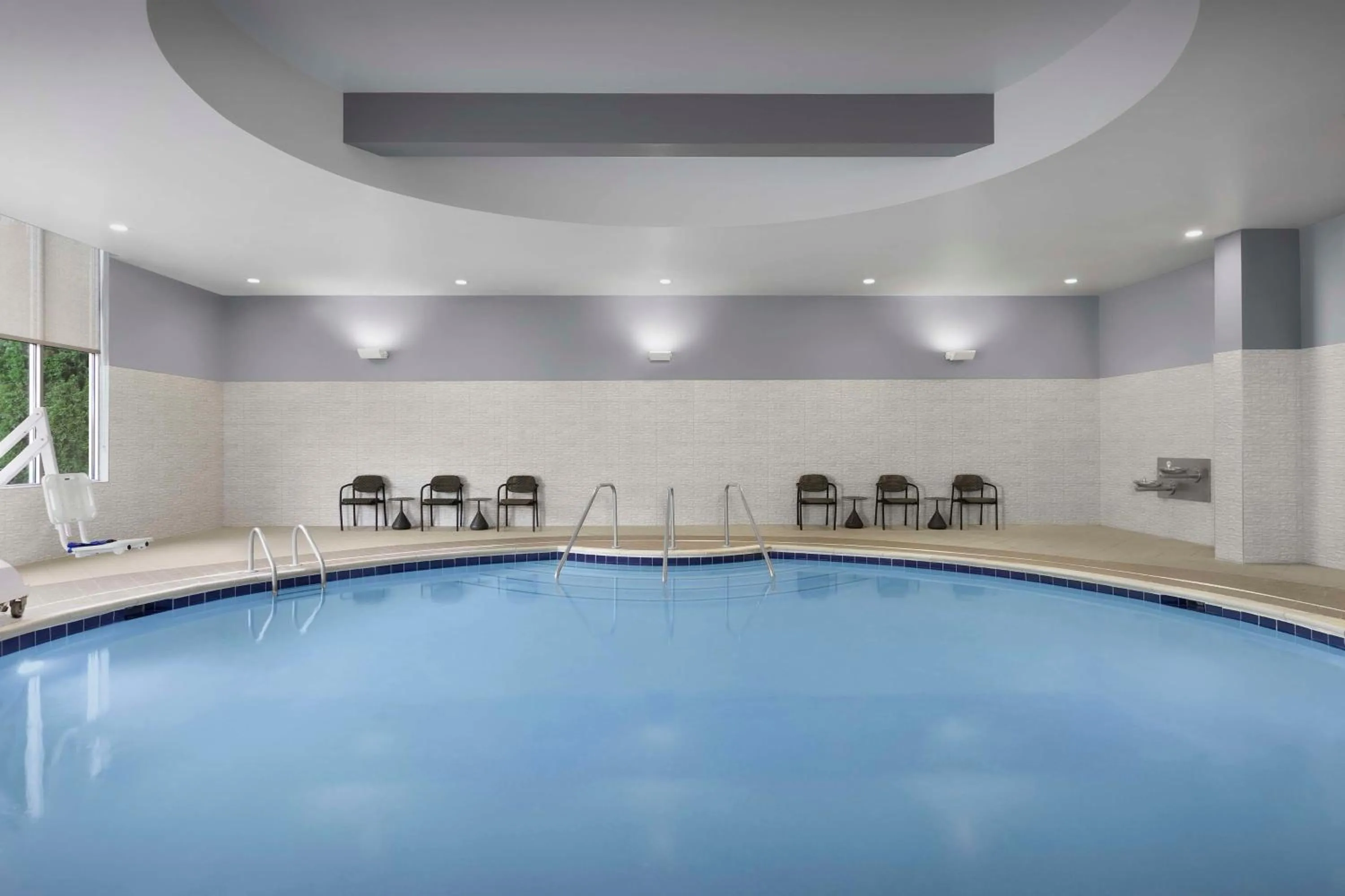 Pool view in Embassy Suites Atlanta - Kennesaw Town Center