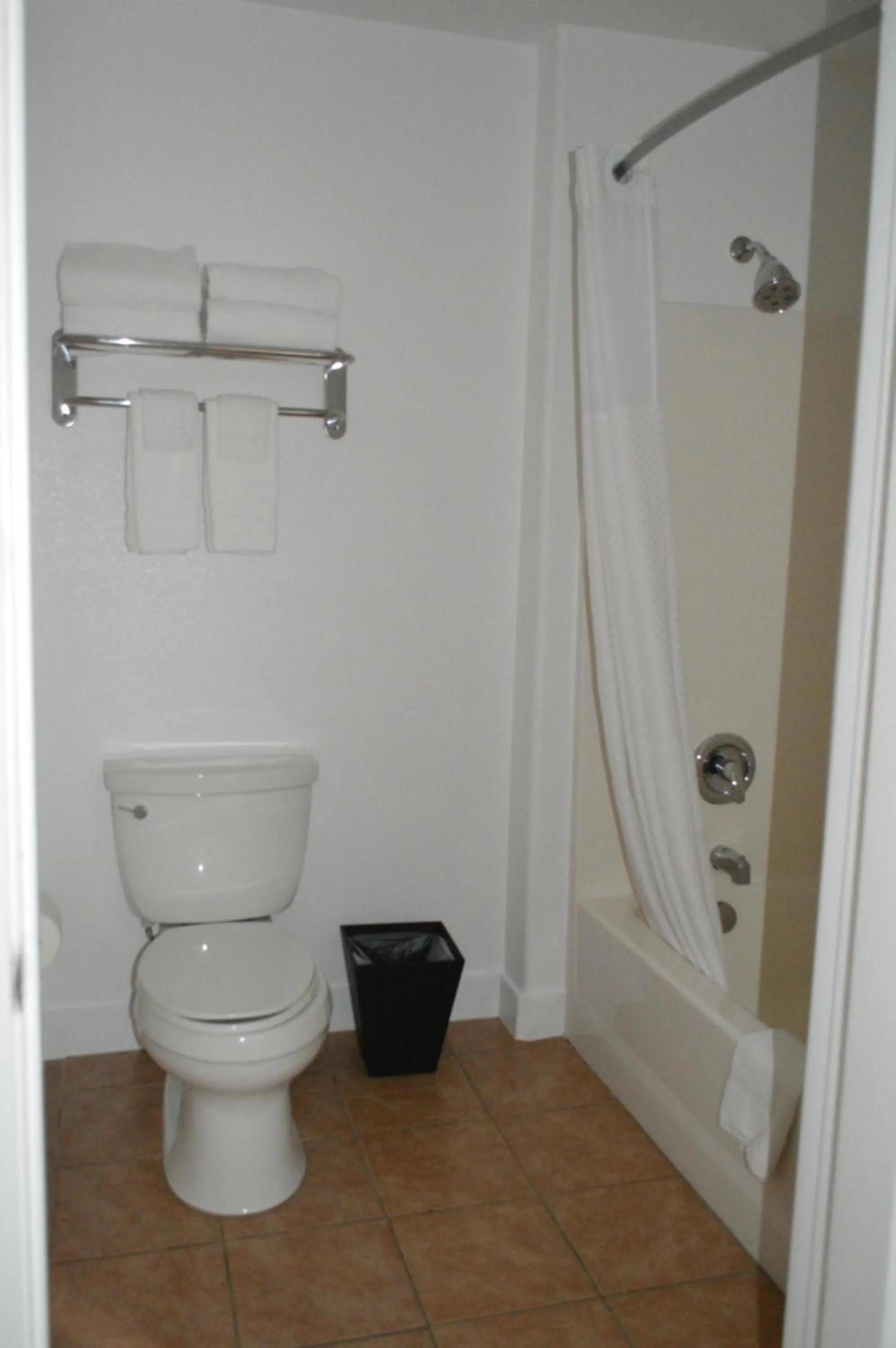 Bathroom in Fairview Inn & Suites