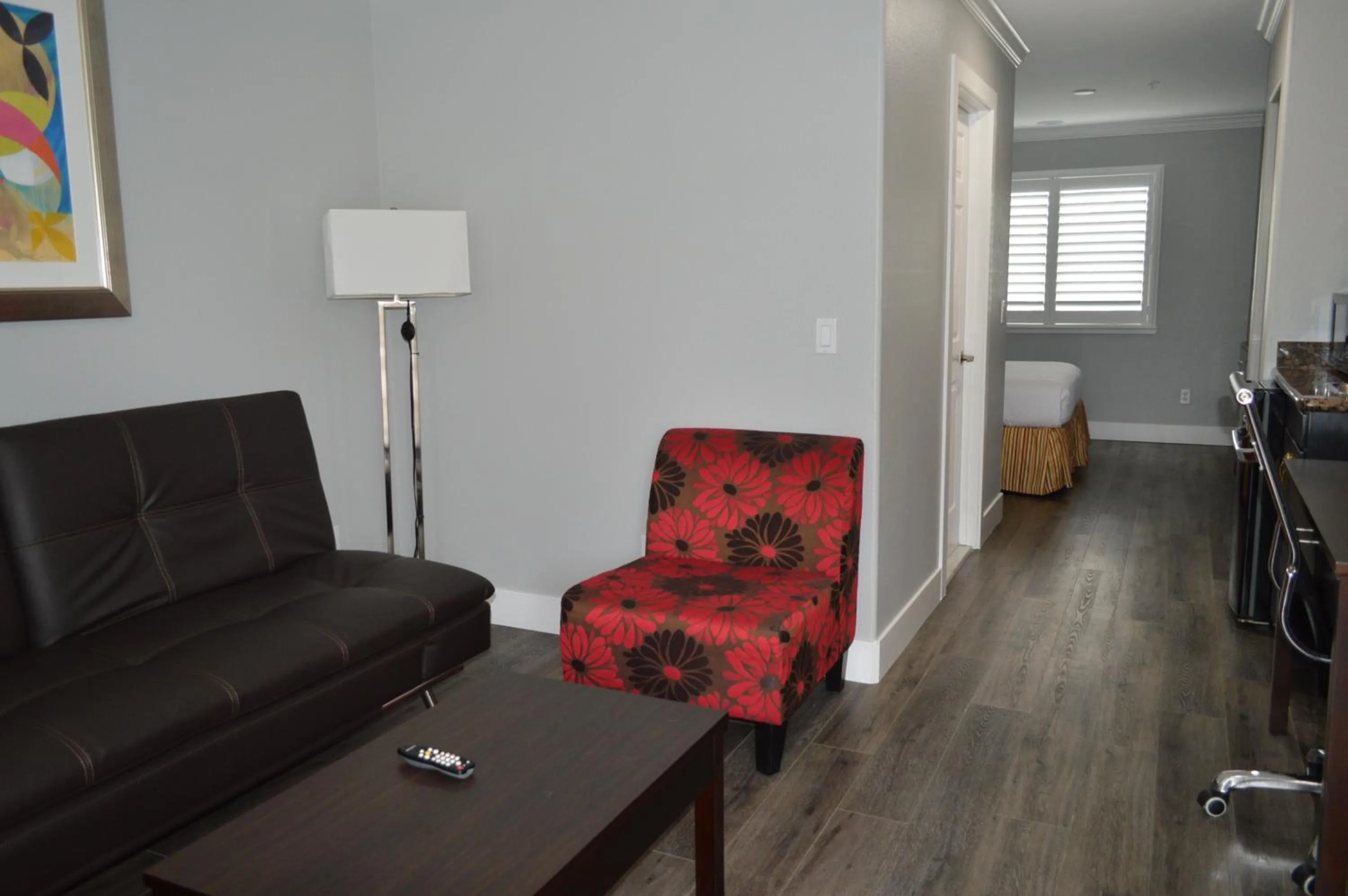 Living room in Fairview Inn & Suites