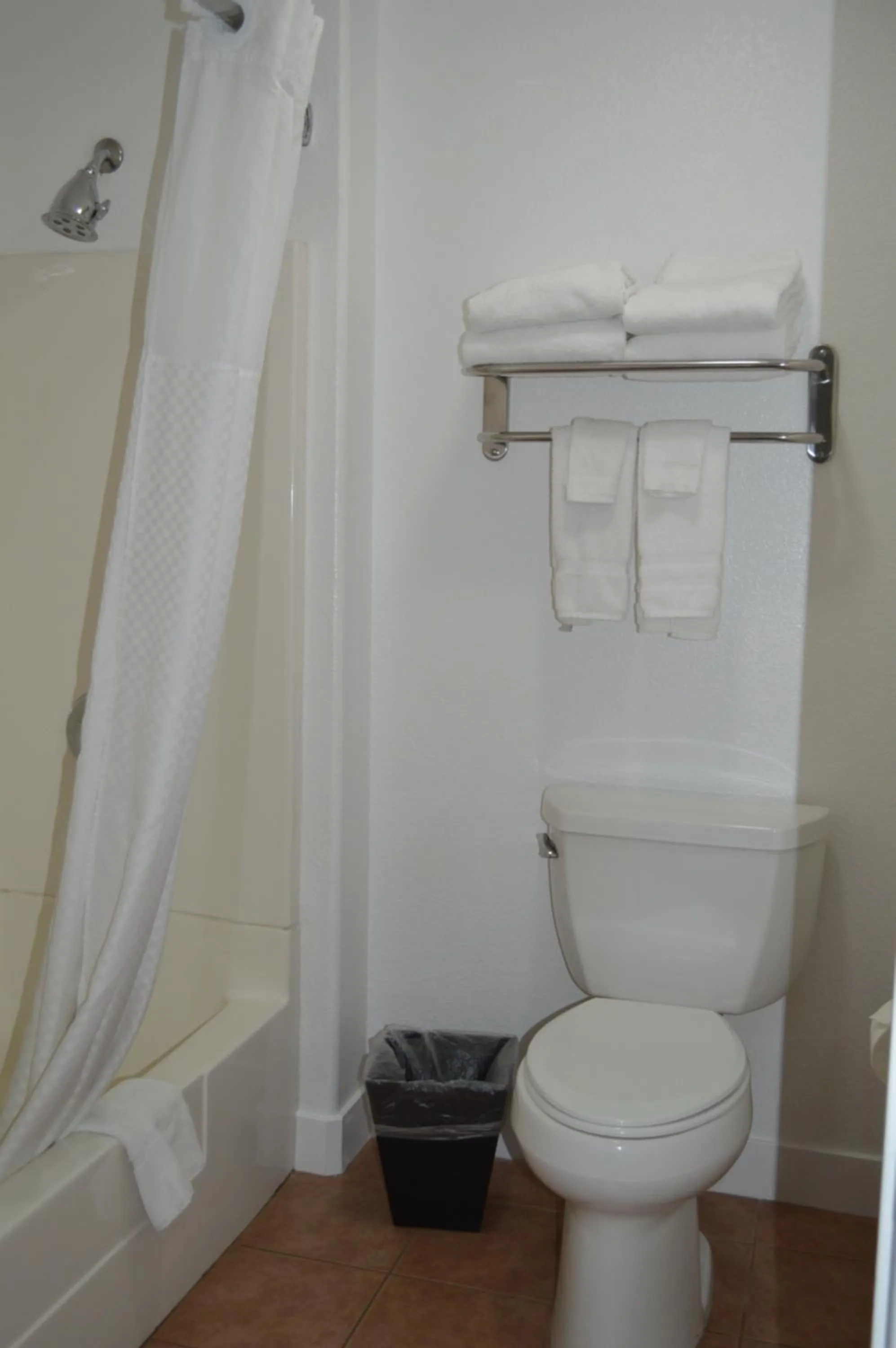 Bathroom in Fairview Inn & Suites