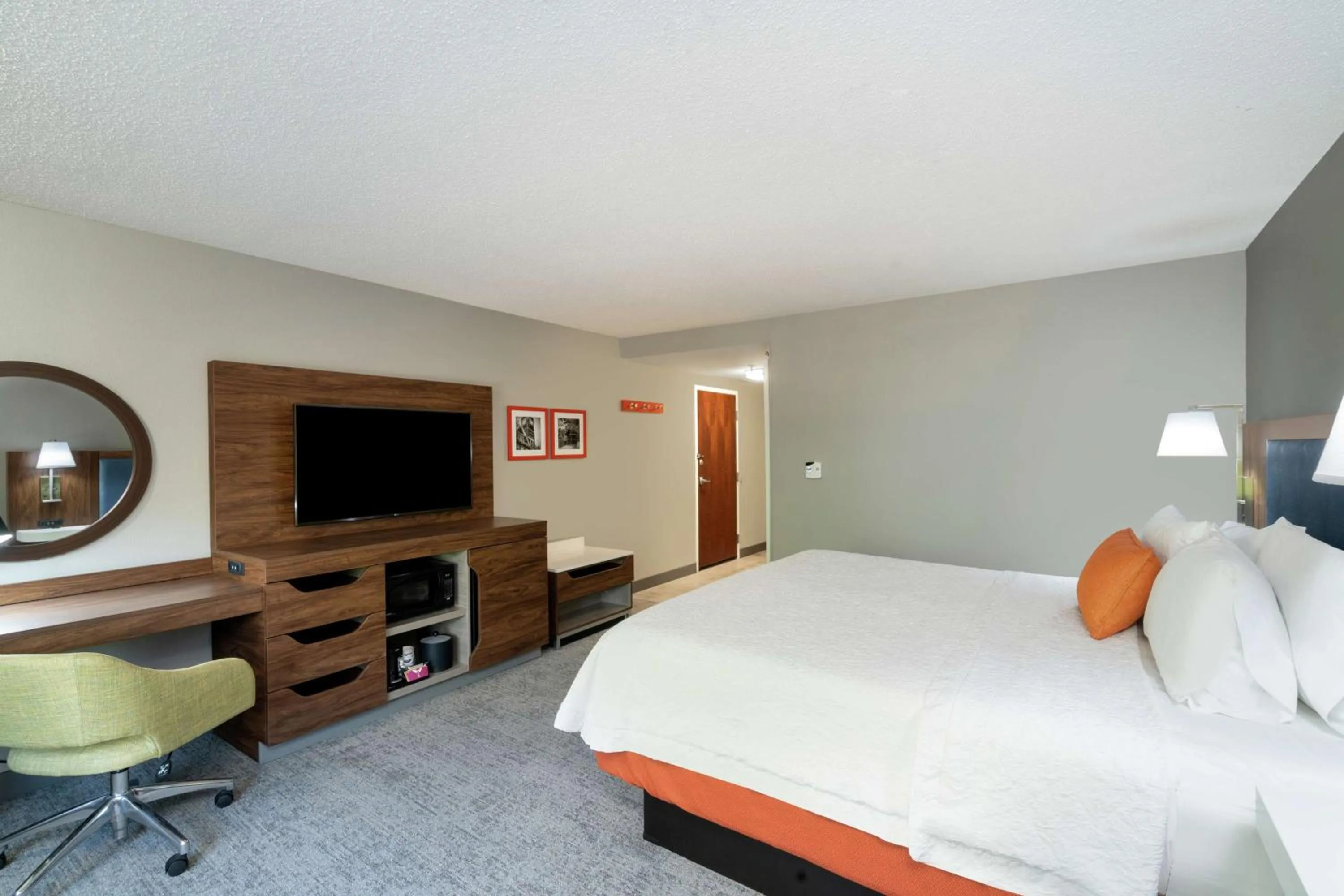 Bedroom, Bed in Hampton Inn & Suites Opelika-I-85 Auburn Area