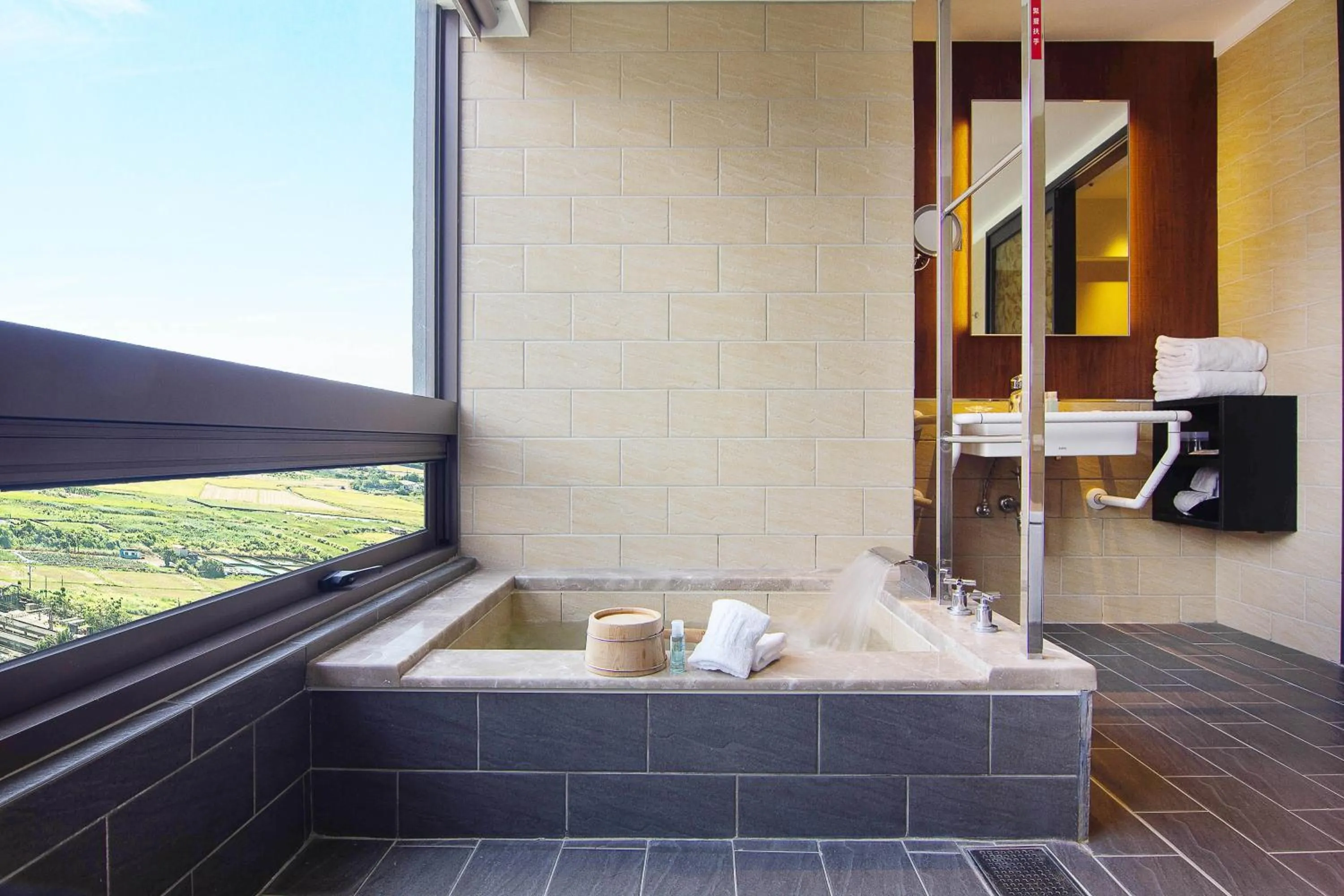 Bathroom in Kilin Hotel, JiaoXi