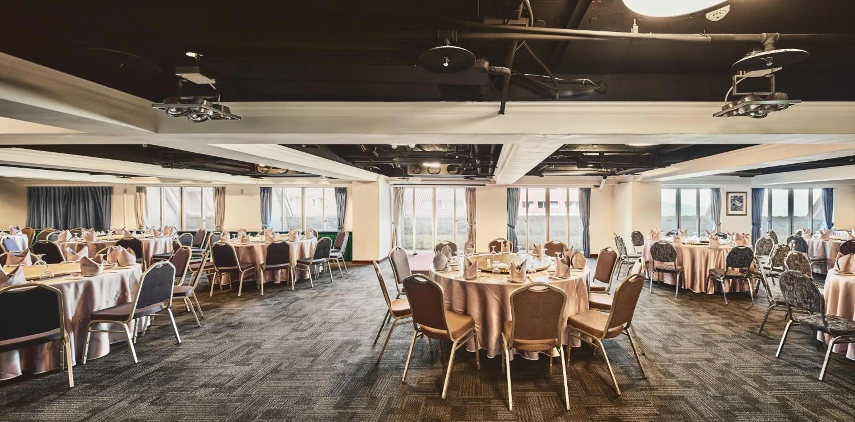 Breakfast in Beach Resort Green Bay