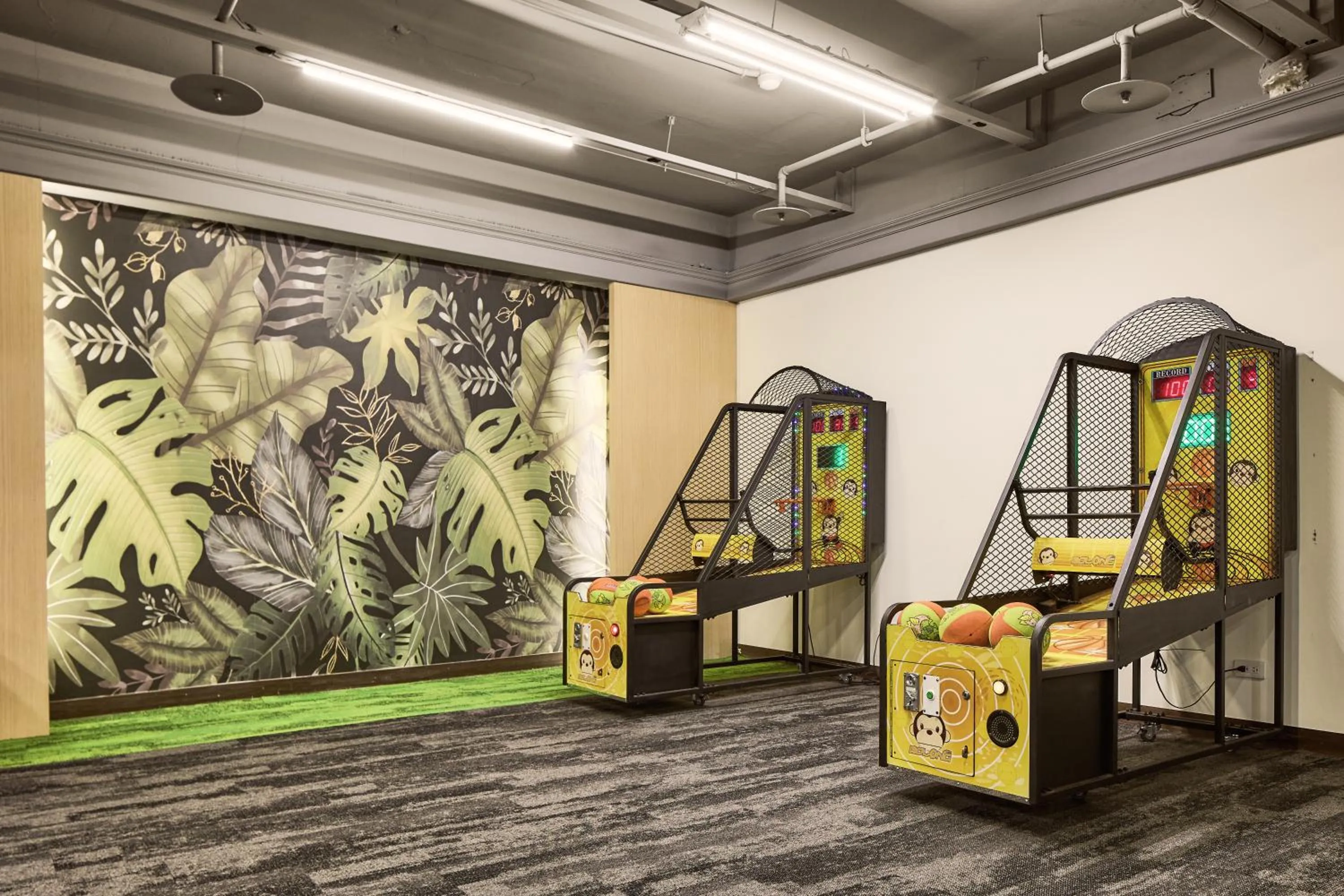 Children play ground in Beach Resort Green Bay