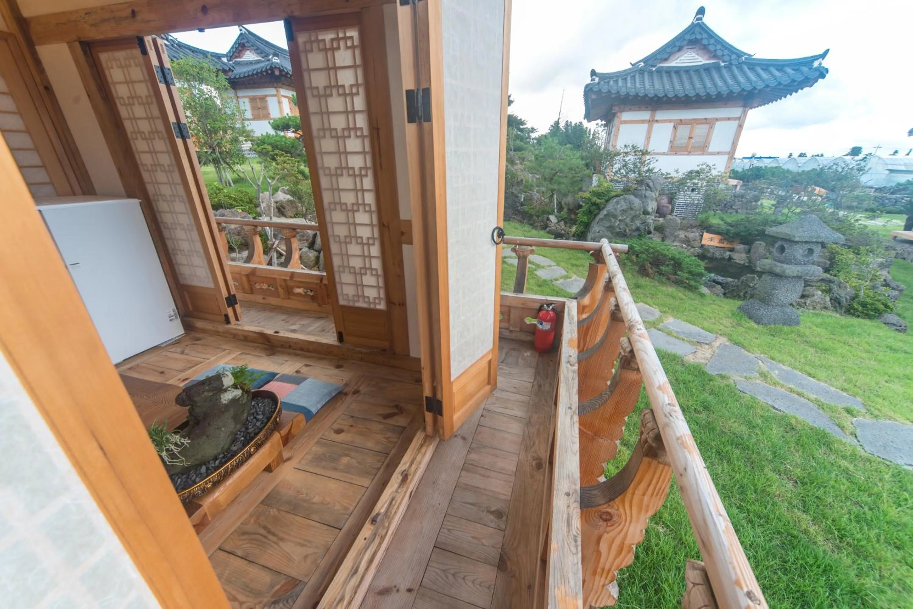 Canopus Resort Pension