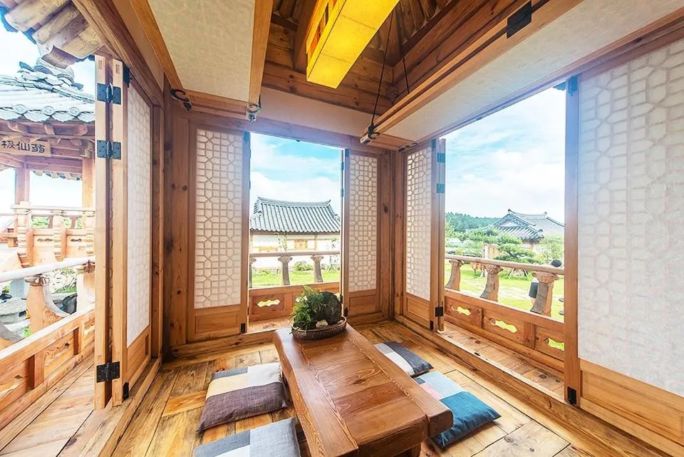 Canopus Resort Pension