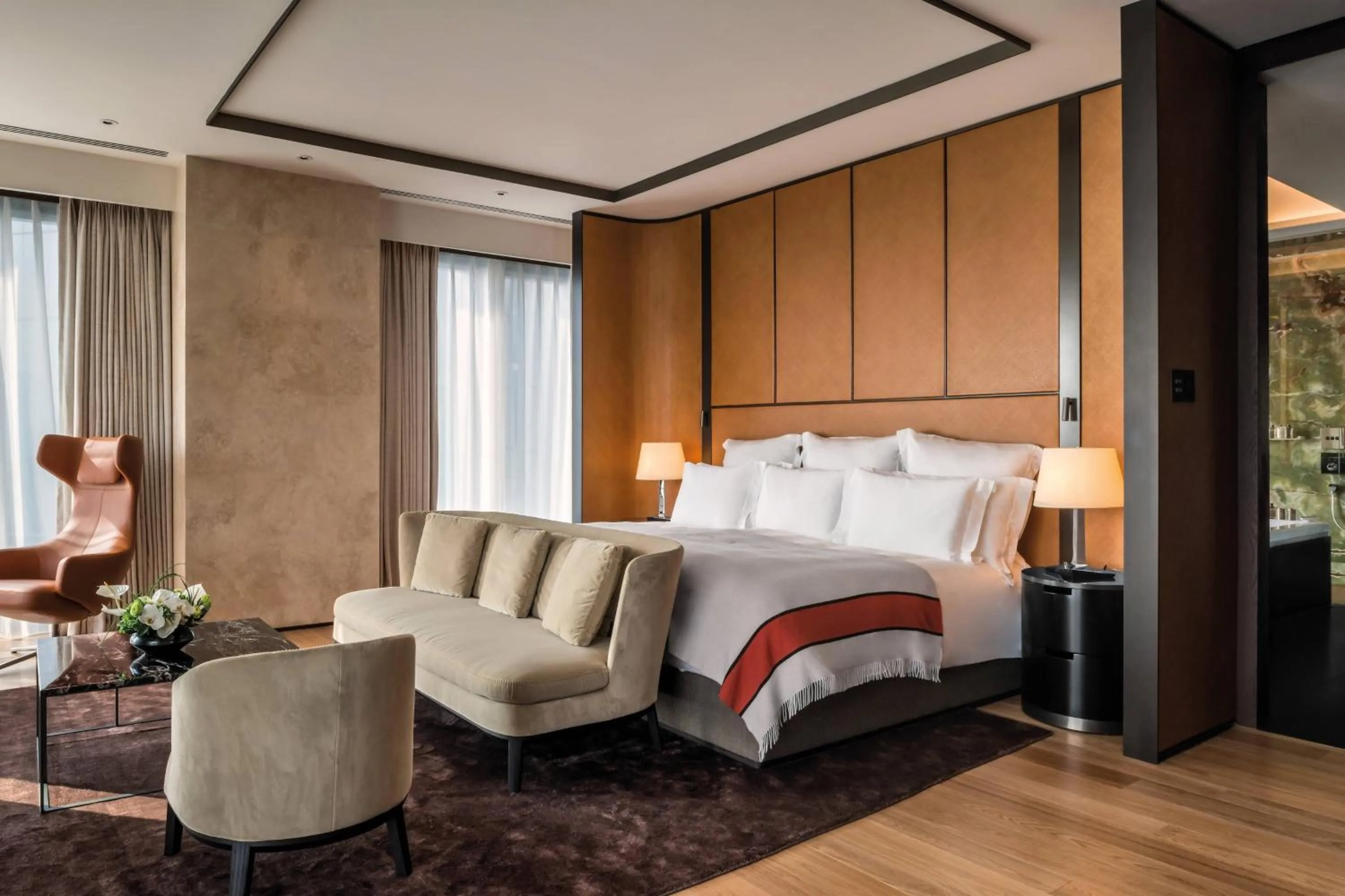 Bedroom, Bed in Bvlgari Hotel Beijing
