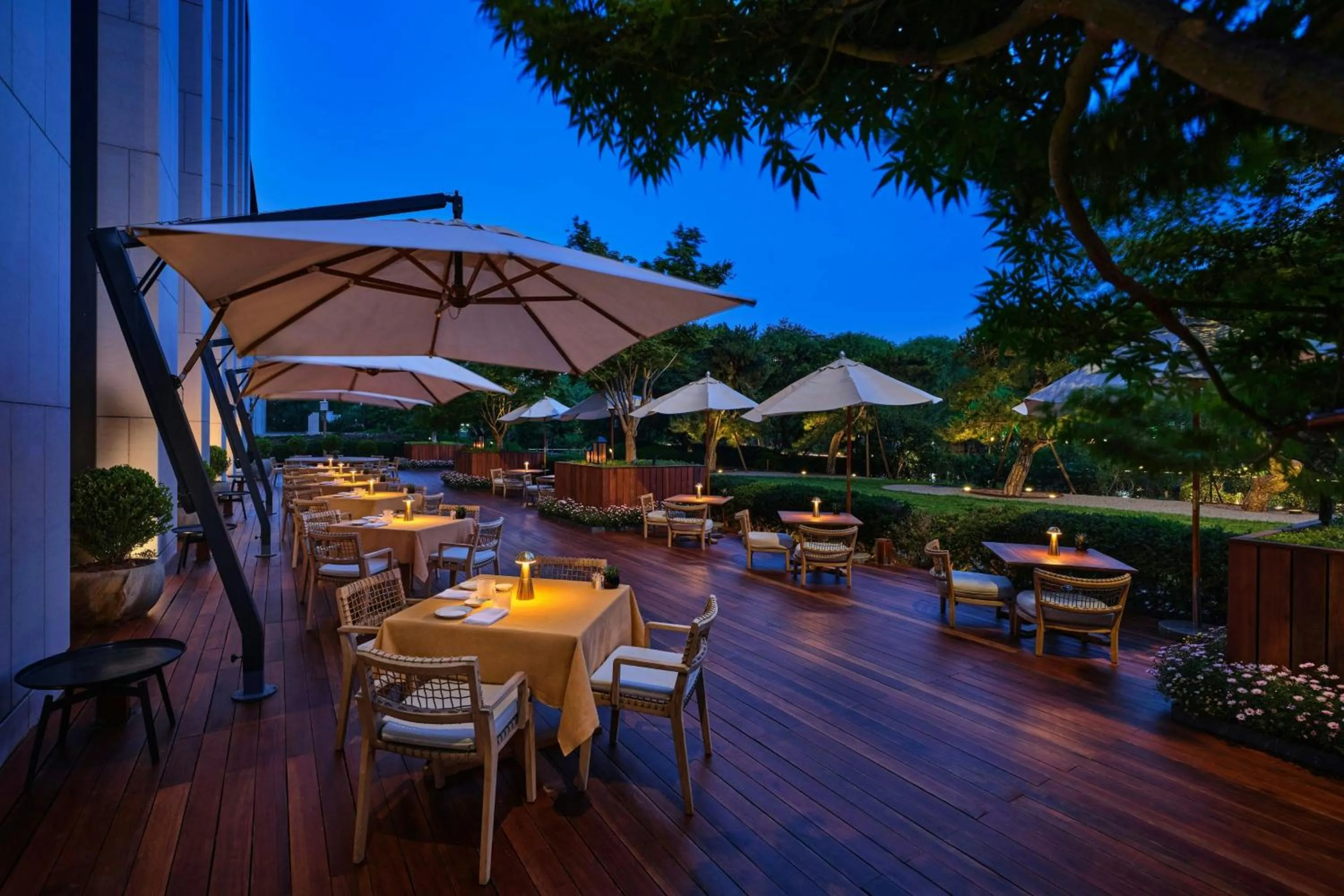 Restaurant/places to eat in Bvlgari Hotel Beijing