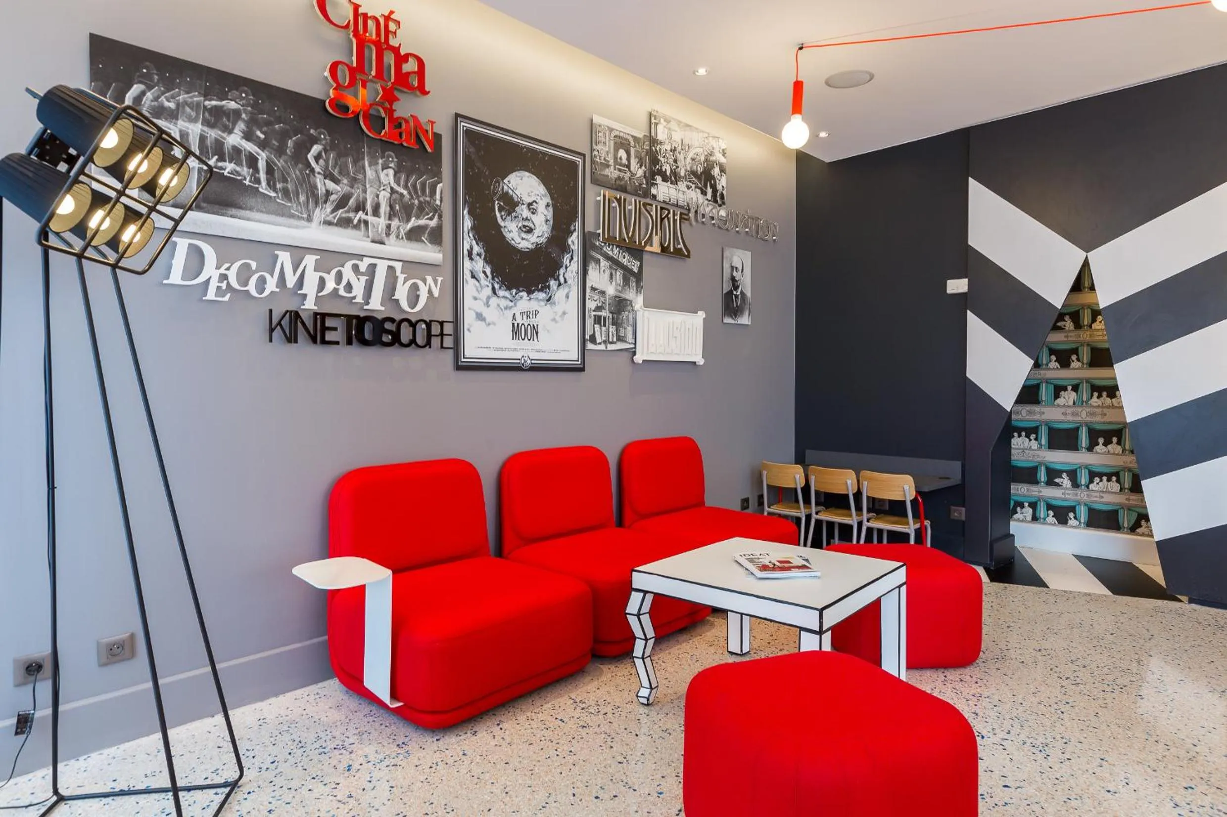 Lobby or reception in ibis Styles Paris Mairie de Montreuil
