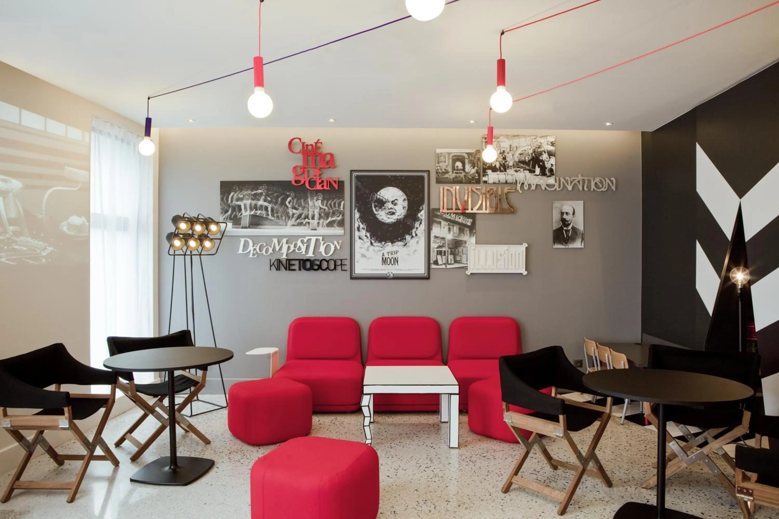 Lounge or bar in ibis Styles Paris Mairie de Montreuil