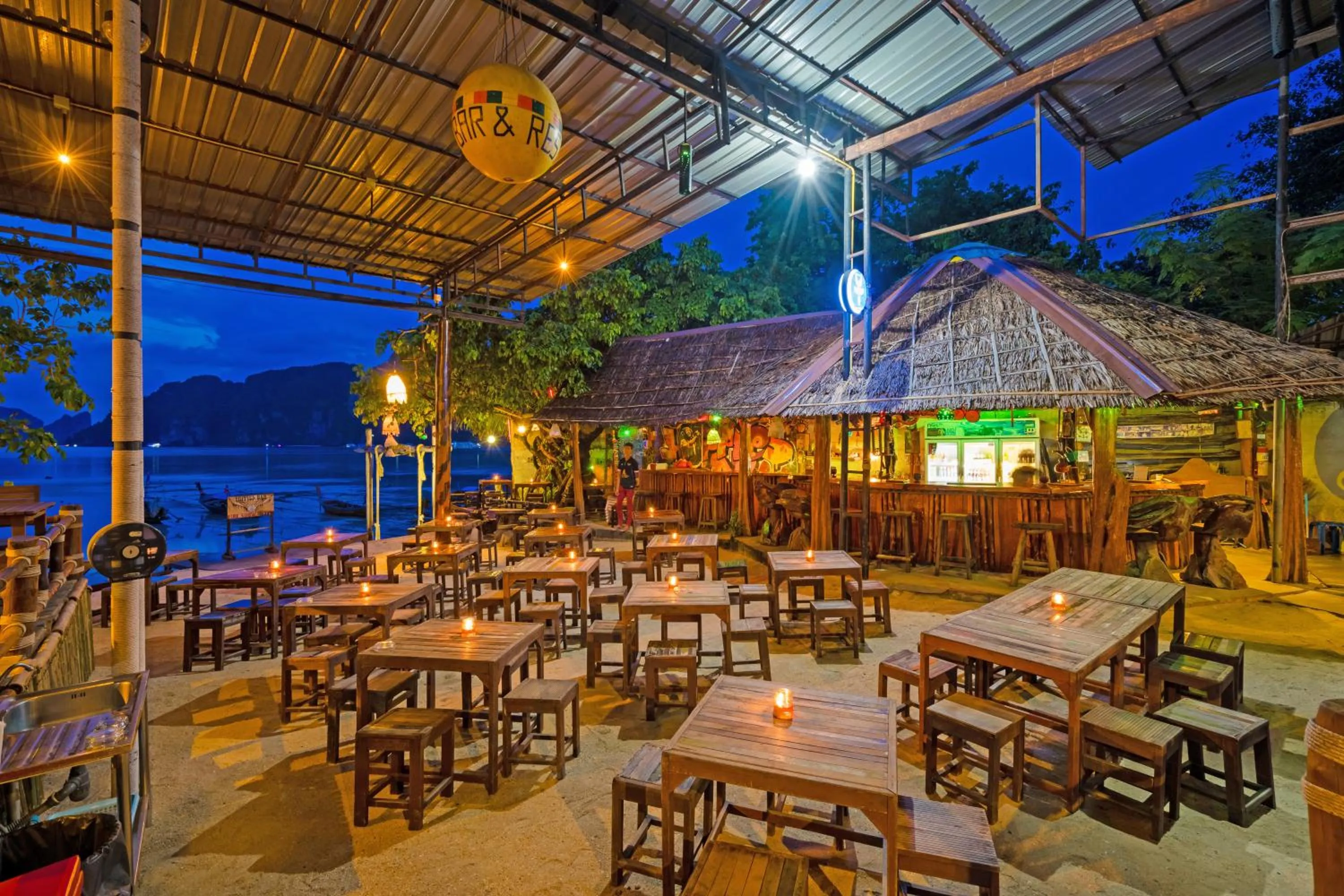 Restaurant/places to eat in Phi Phi Andaman Legacy Resort