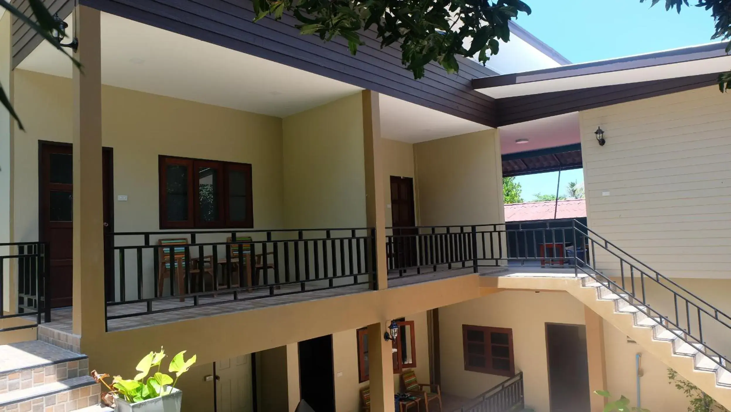 Deluxe King Room in Captan Home Deluxe King Room in Captan Home