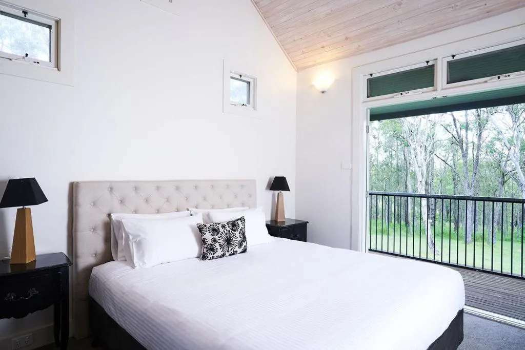 Bedroom, Bed in Wandin Valley Estate