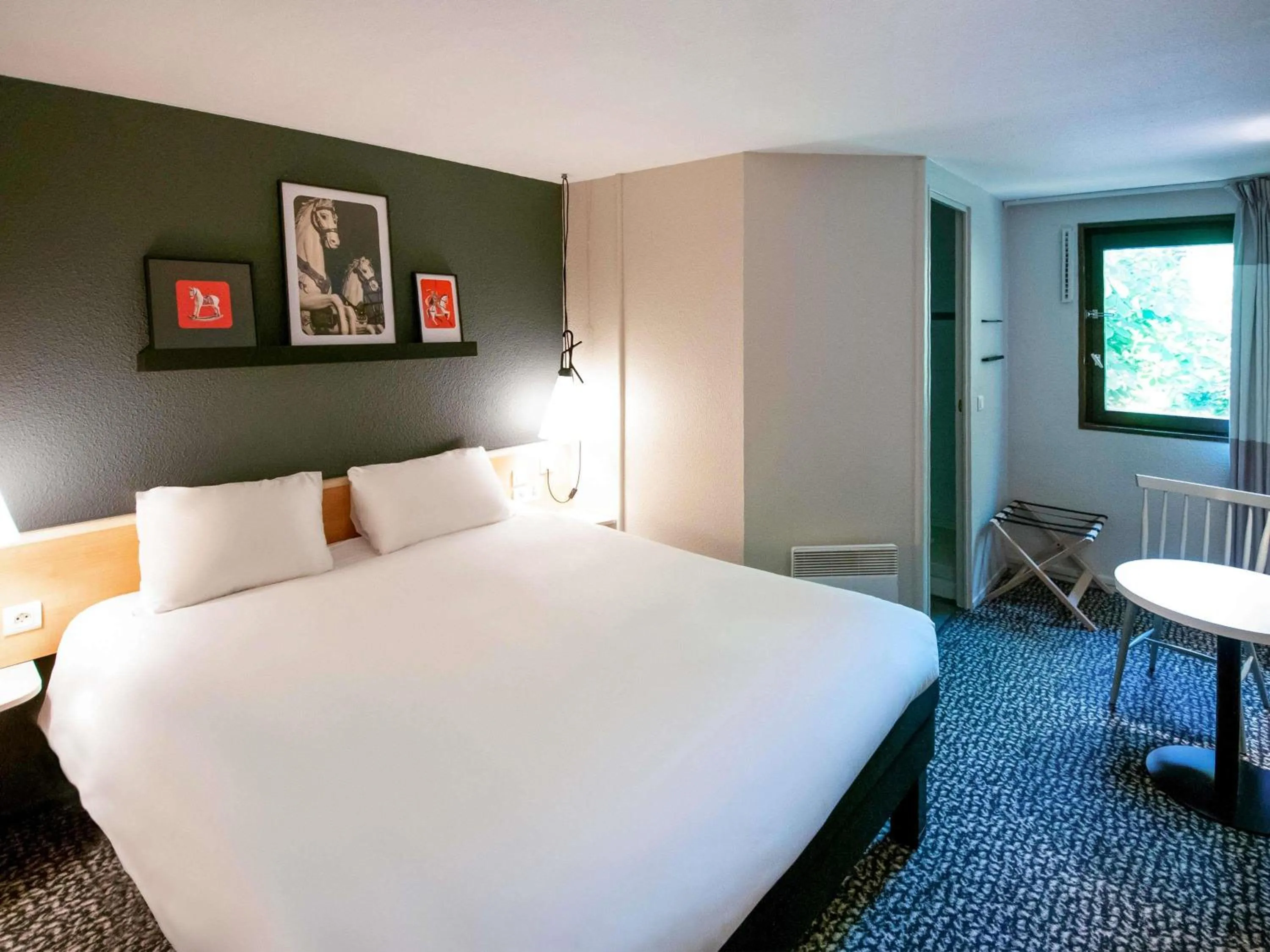 Bedroom, Bed in ibis Maisons Laffitte