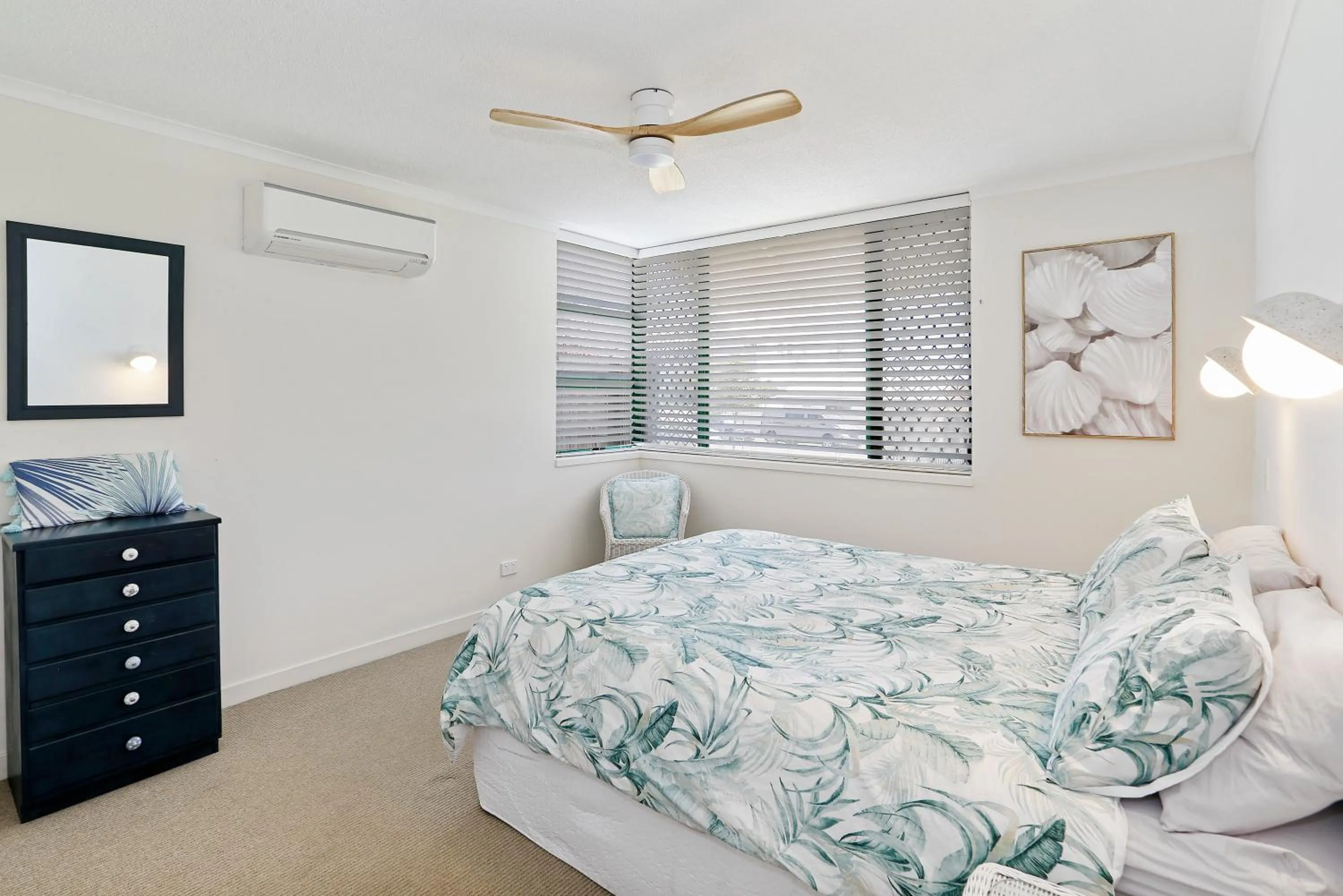 Bedroom, Bed in Headland Gardens Holiday Apartments