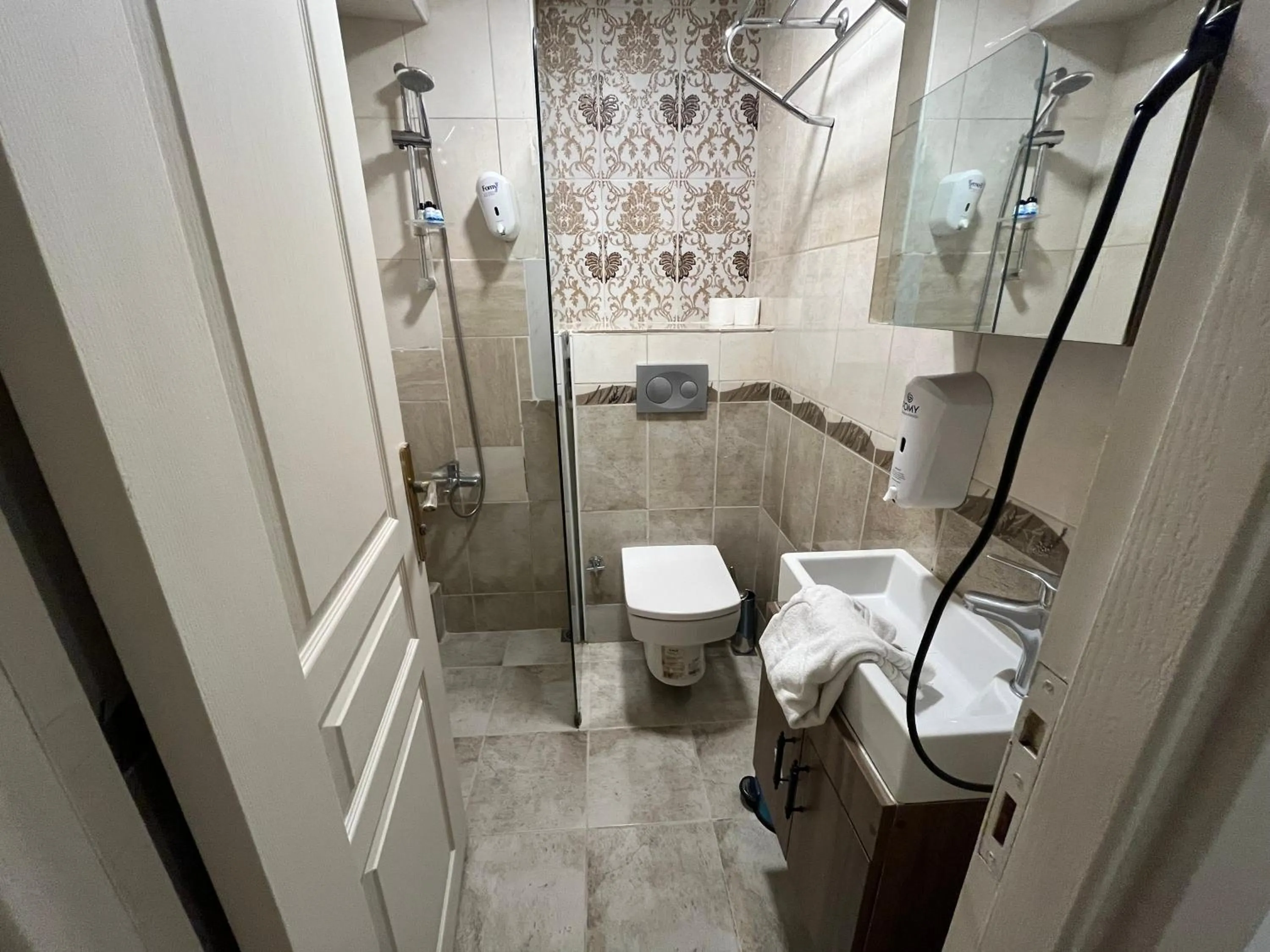 Le Safran Suite Hotel