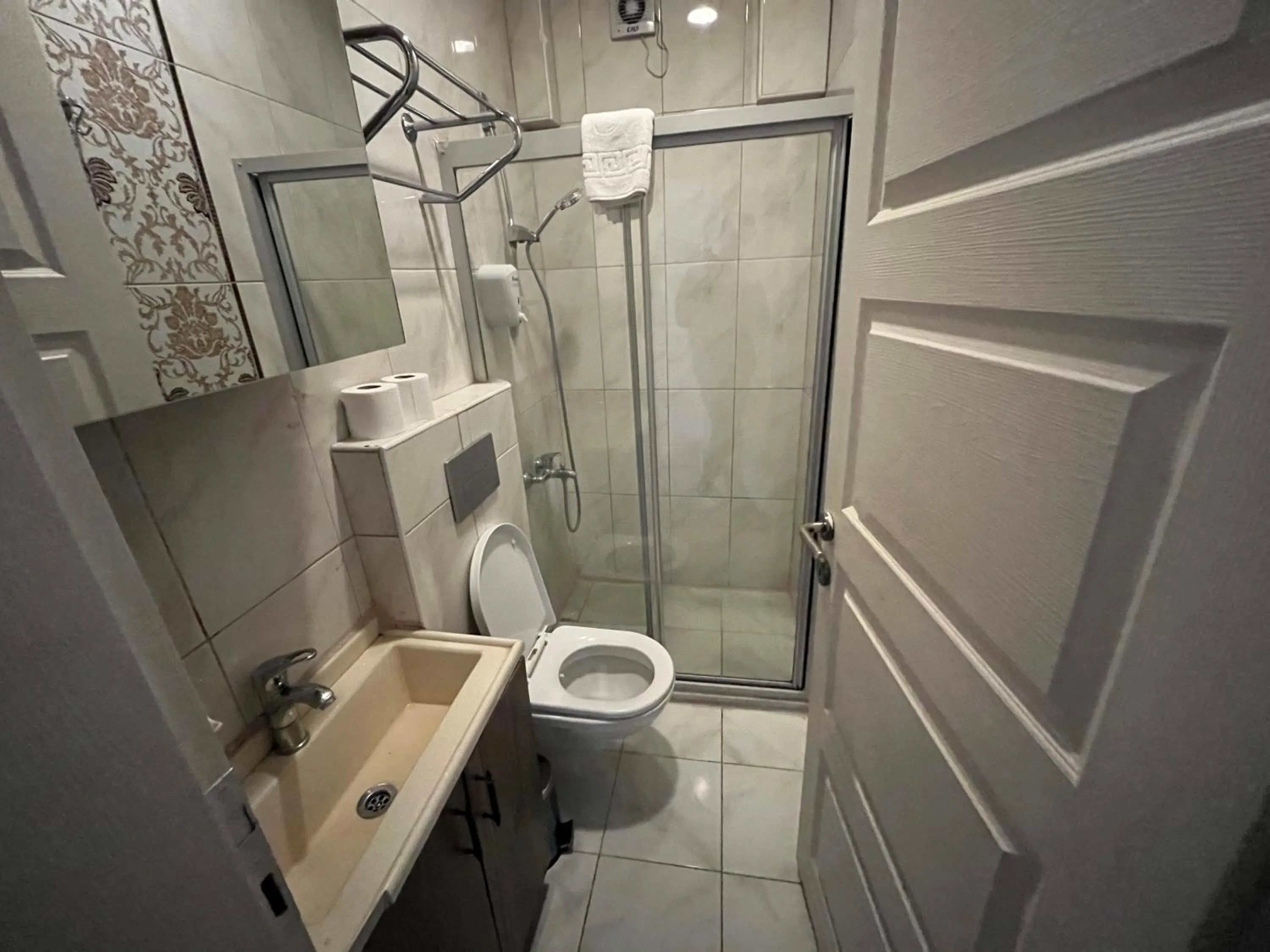 Le Safran Suite Hotel