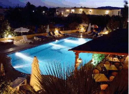 Swimming pool in Summer Memories Aparthotel