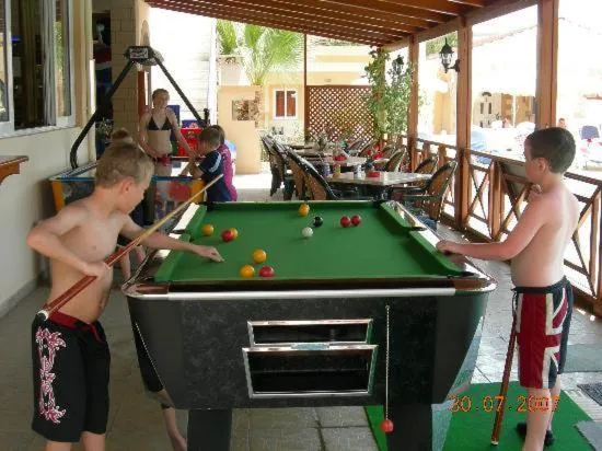 People in Summer Memories Aparthotel