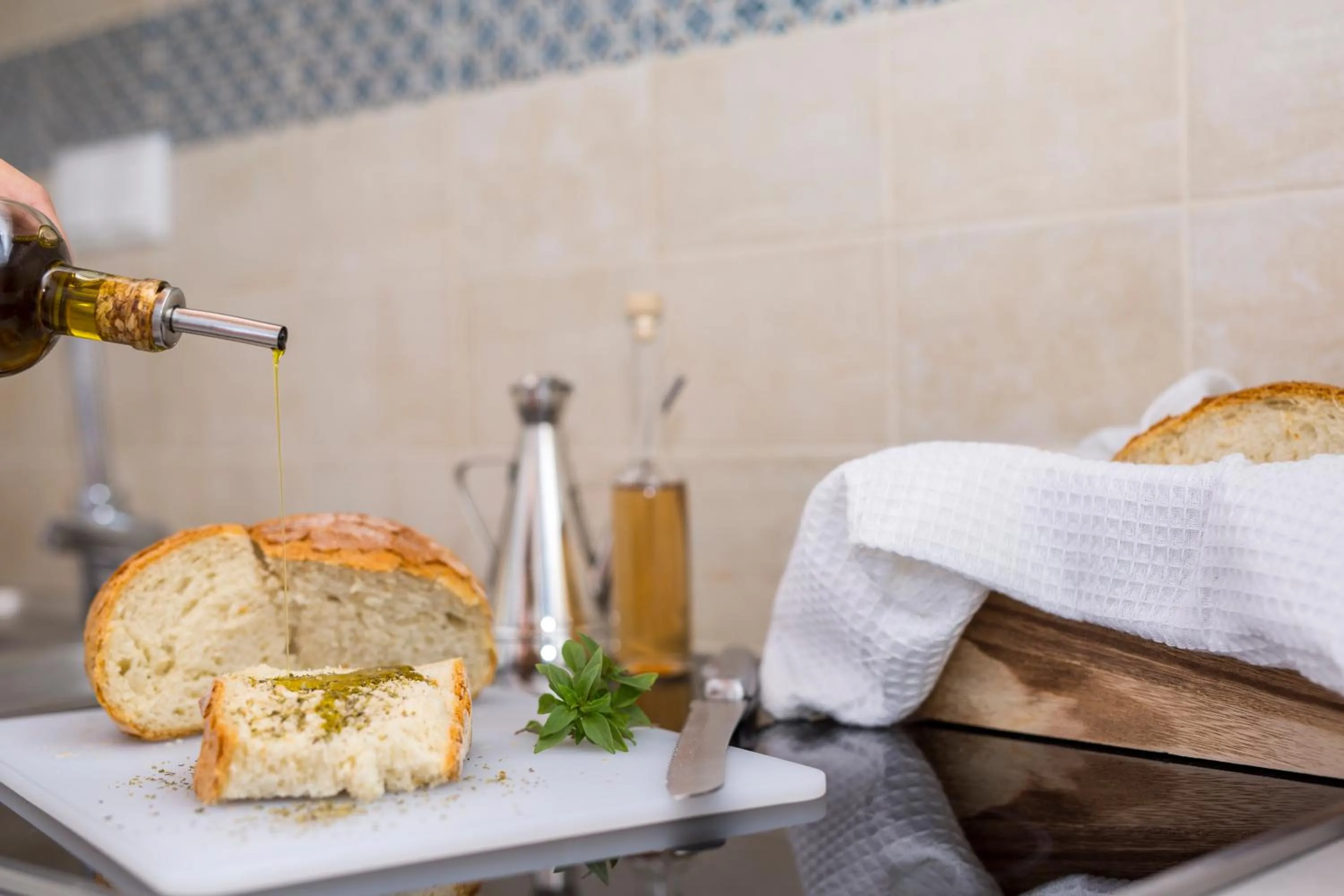 Kitchen or kitchenette in Castle Mansions