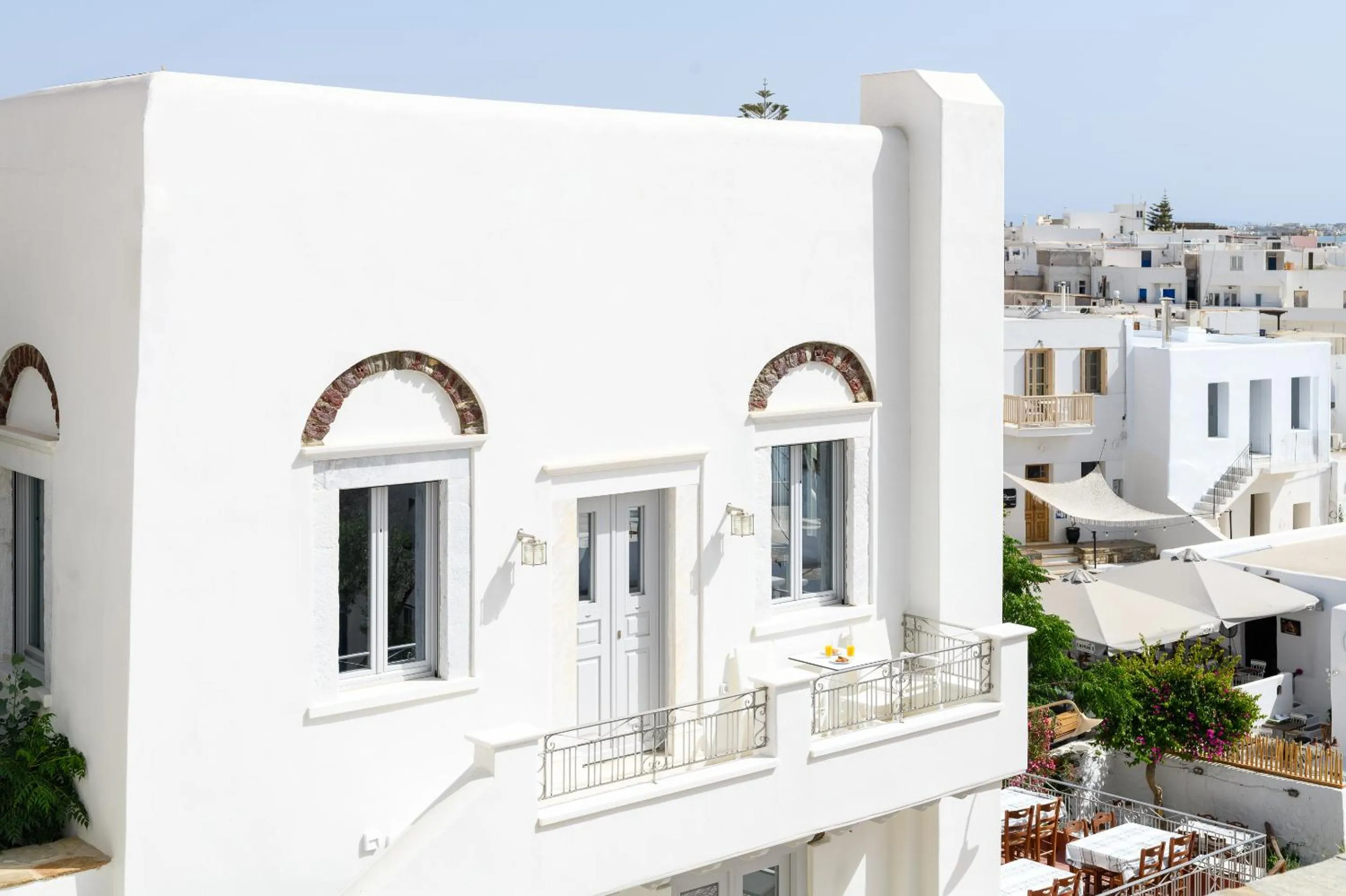 Property building in Castle Mansions