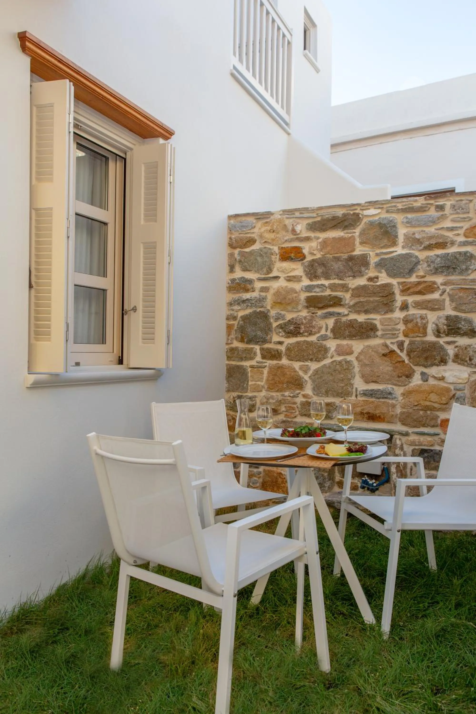 Patio in Castle Mansions