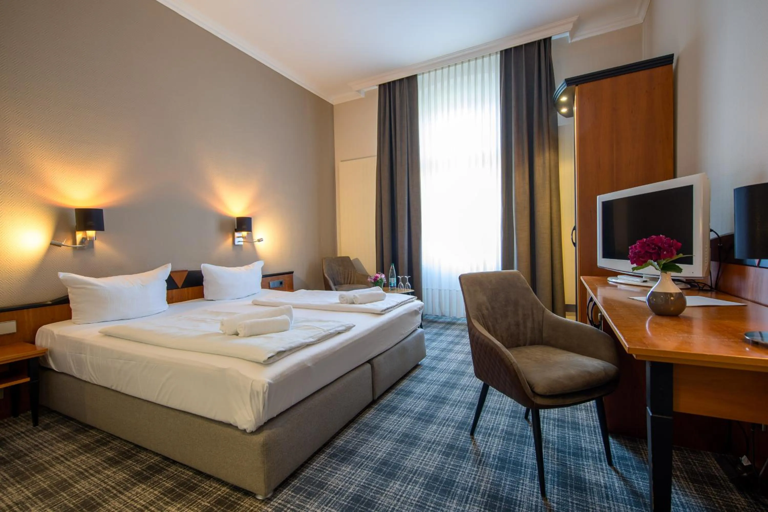 Photo of the whole room in Sax Imperial