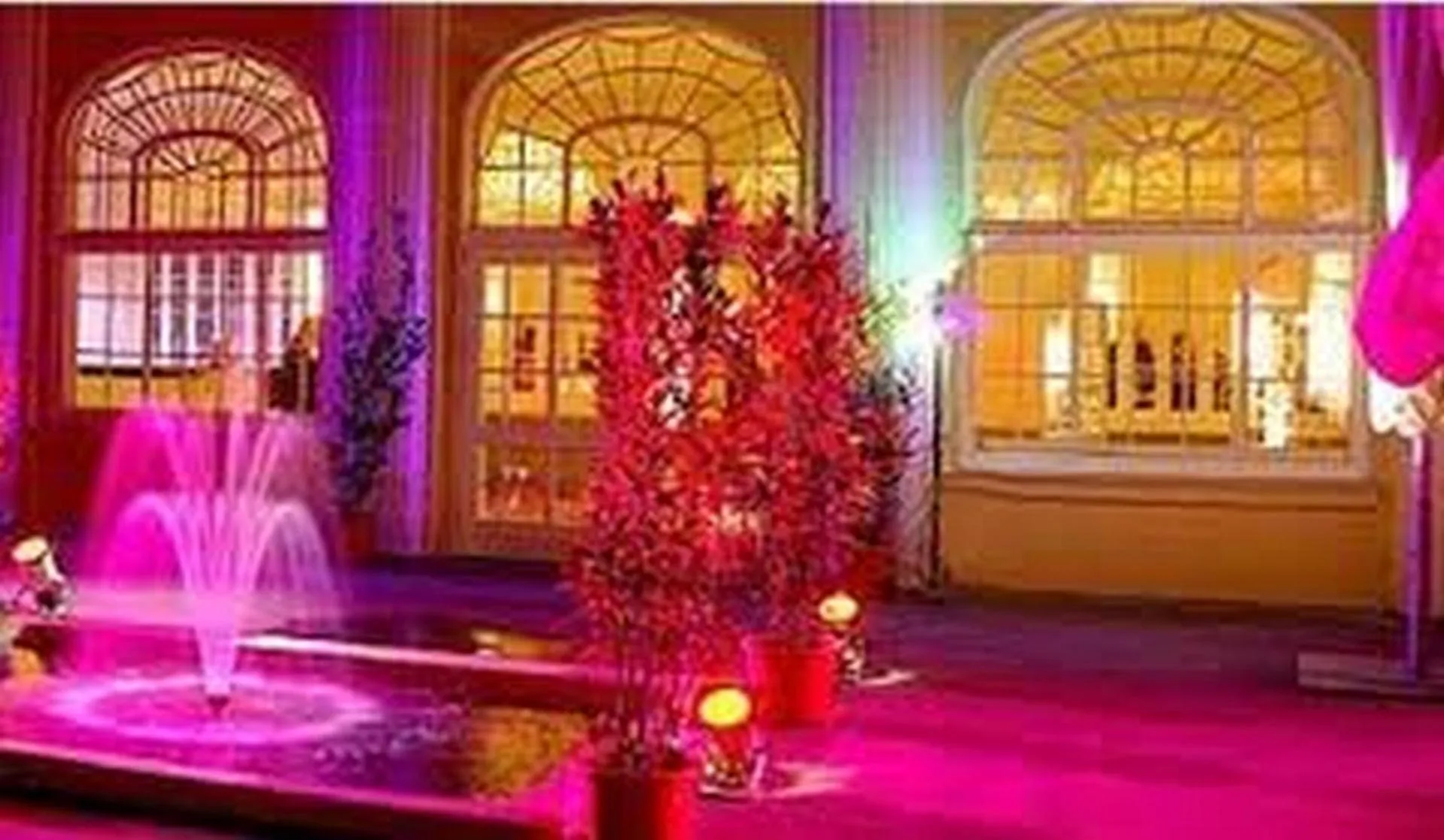 Decorative detail in Sax Imperial