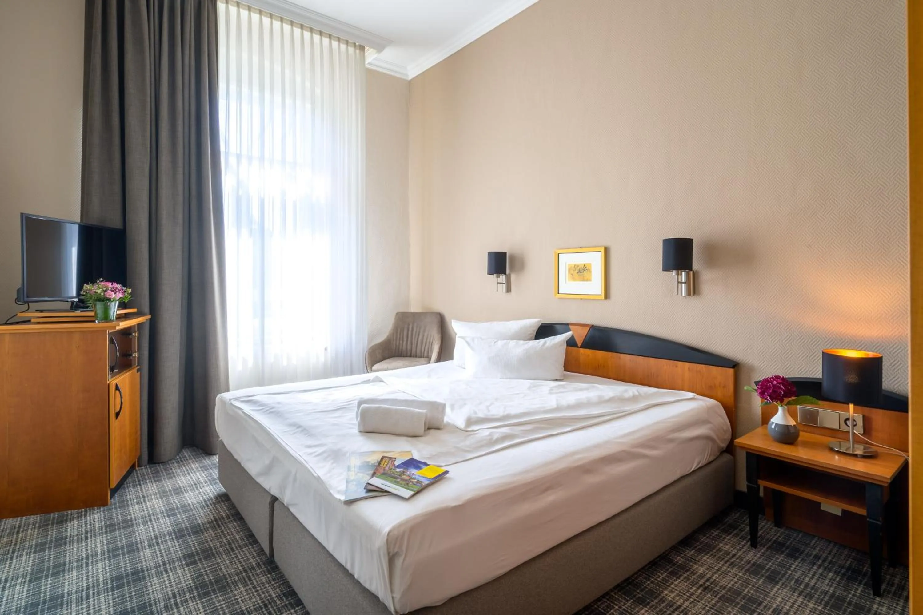 Photo of the whole room in Sax Imperial