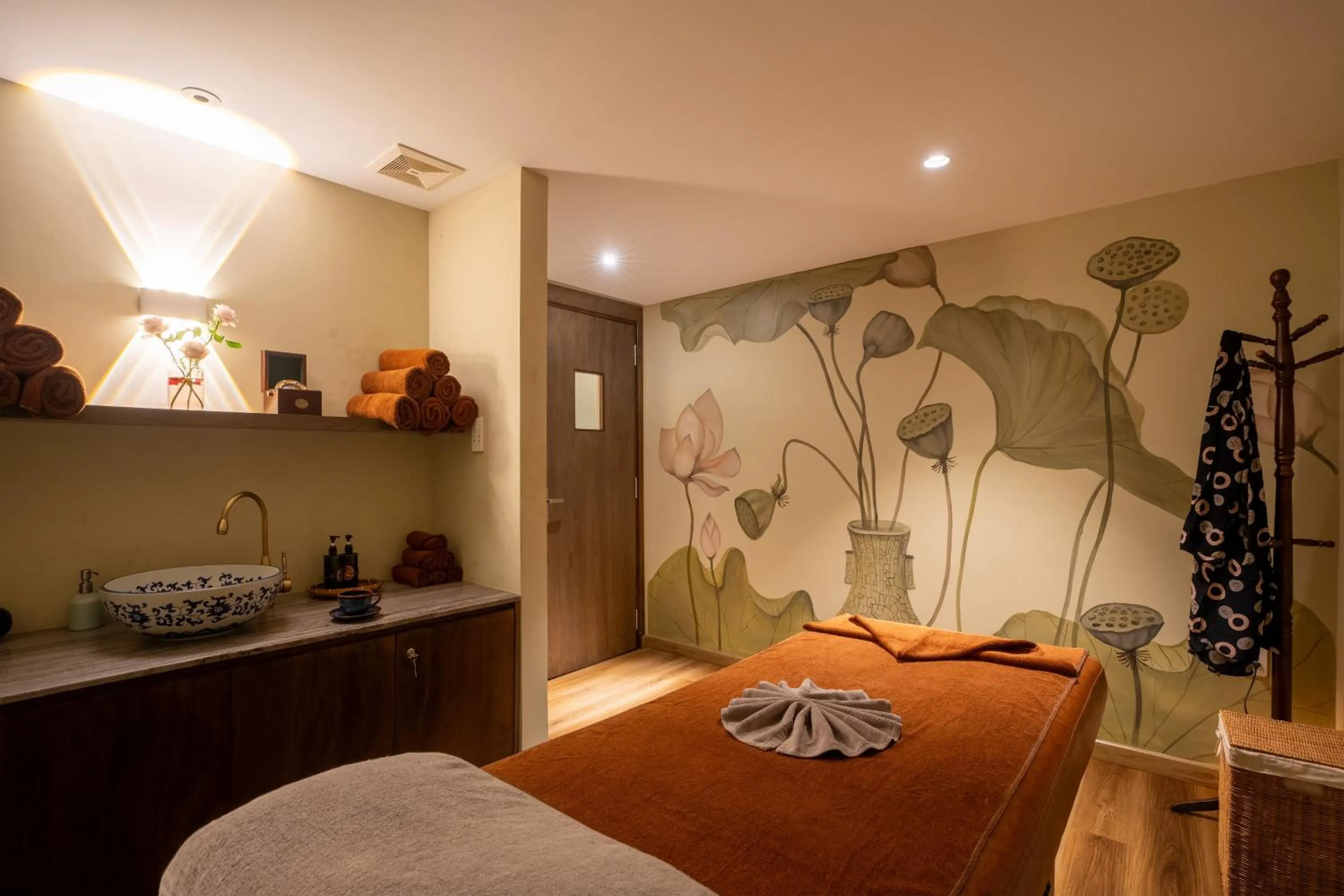 Massage, Bed in Alagon City Hotel & Spa