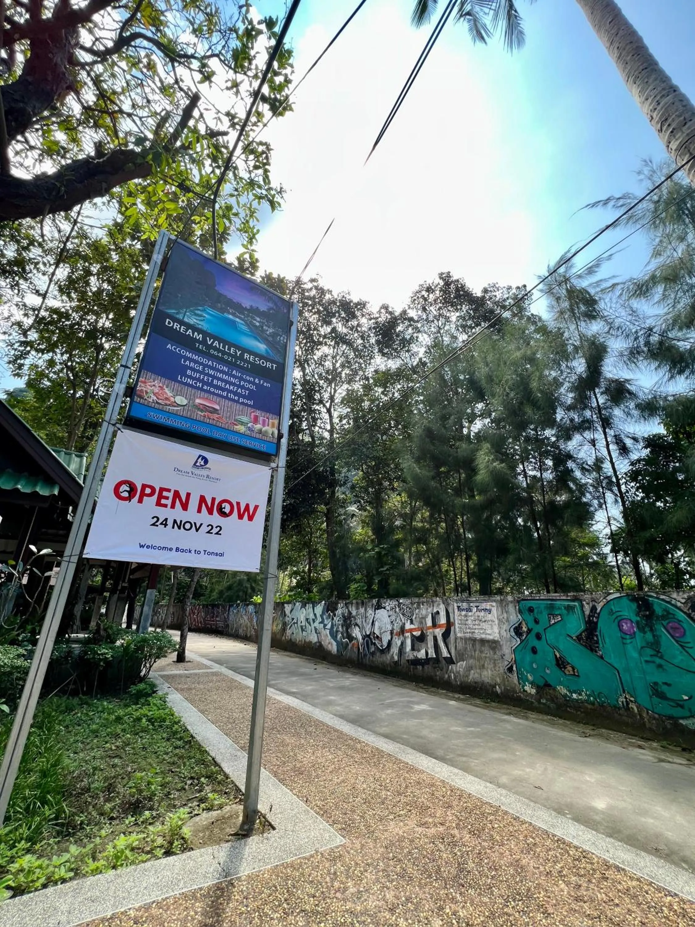 Landmark view in Dream Valley Resort, Tonsai Beach