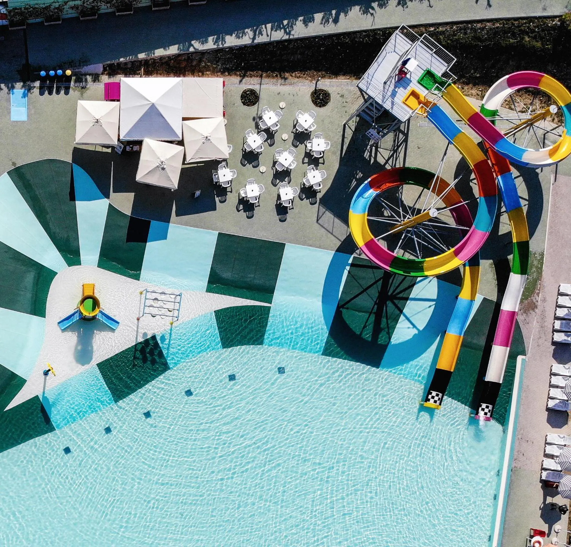 Swimming pool in Camping Cisano - San Vito