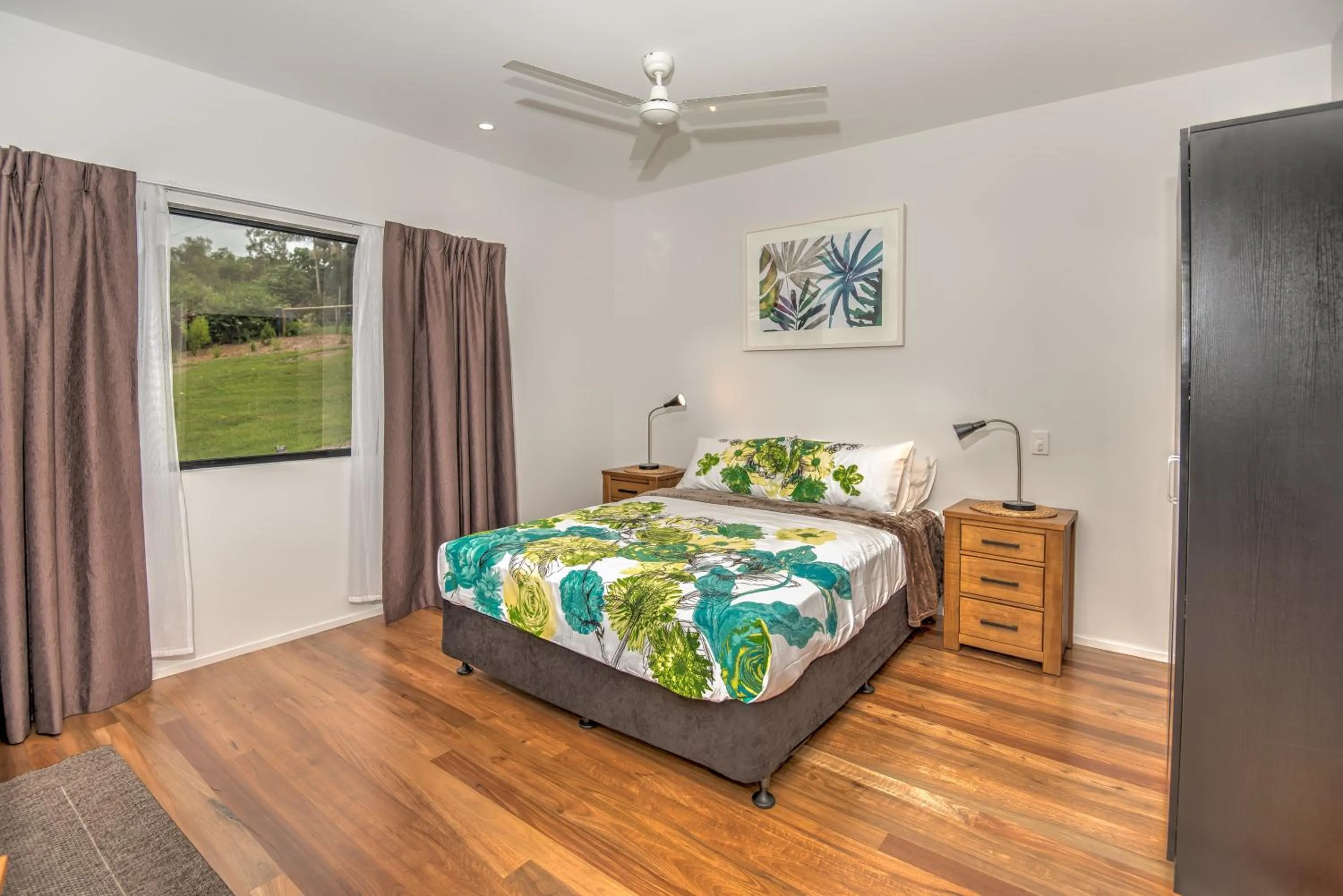 Bed in Eumundi Cottages - Cottage 2