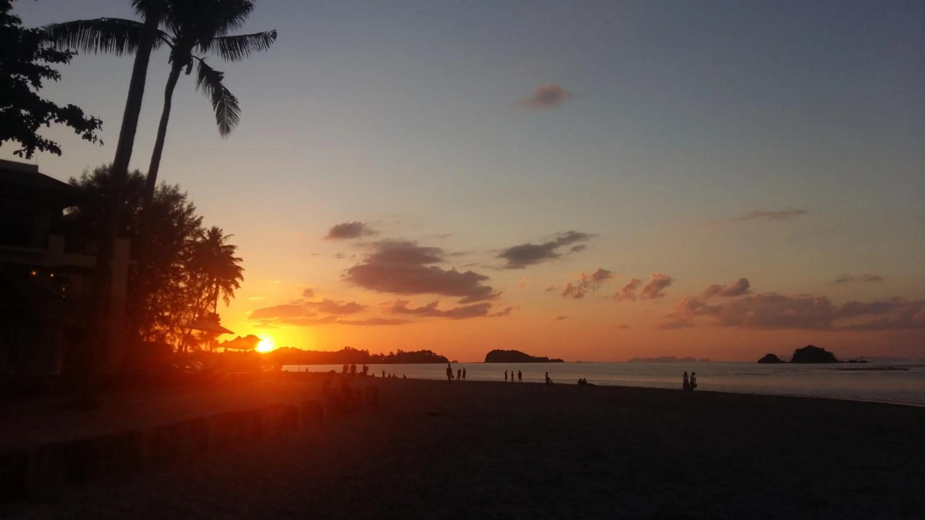 Sunset in Aloha Lanta