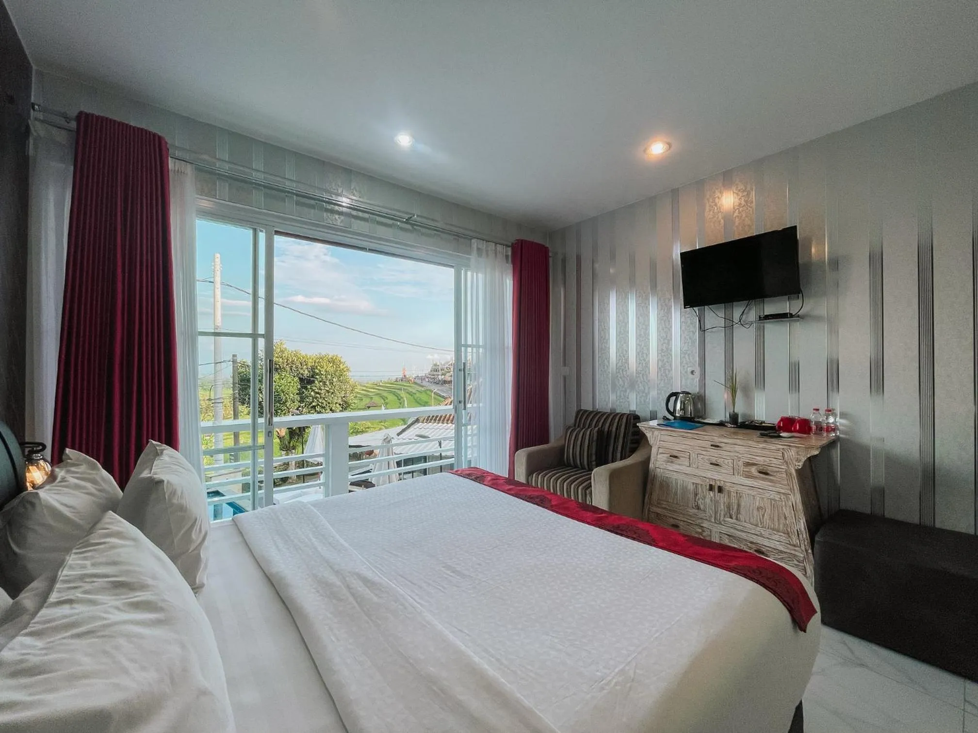 Bedroom, Bed in Bhuana Agung Villa and Restaurant