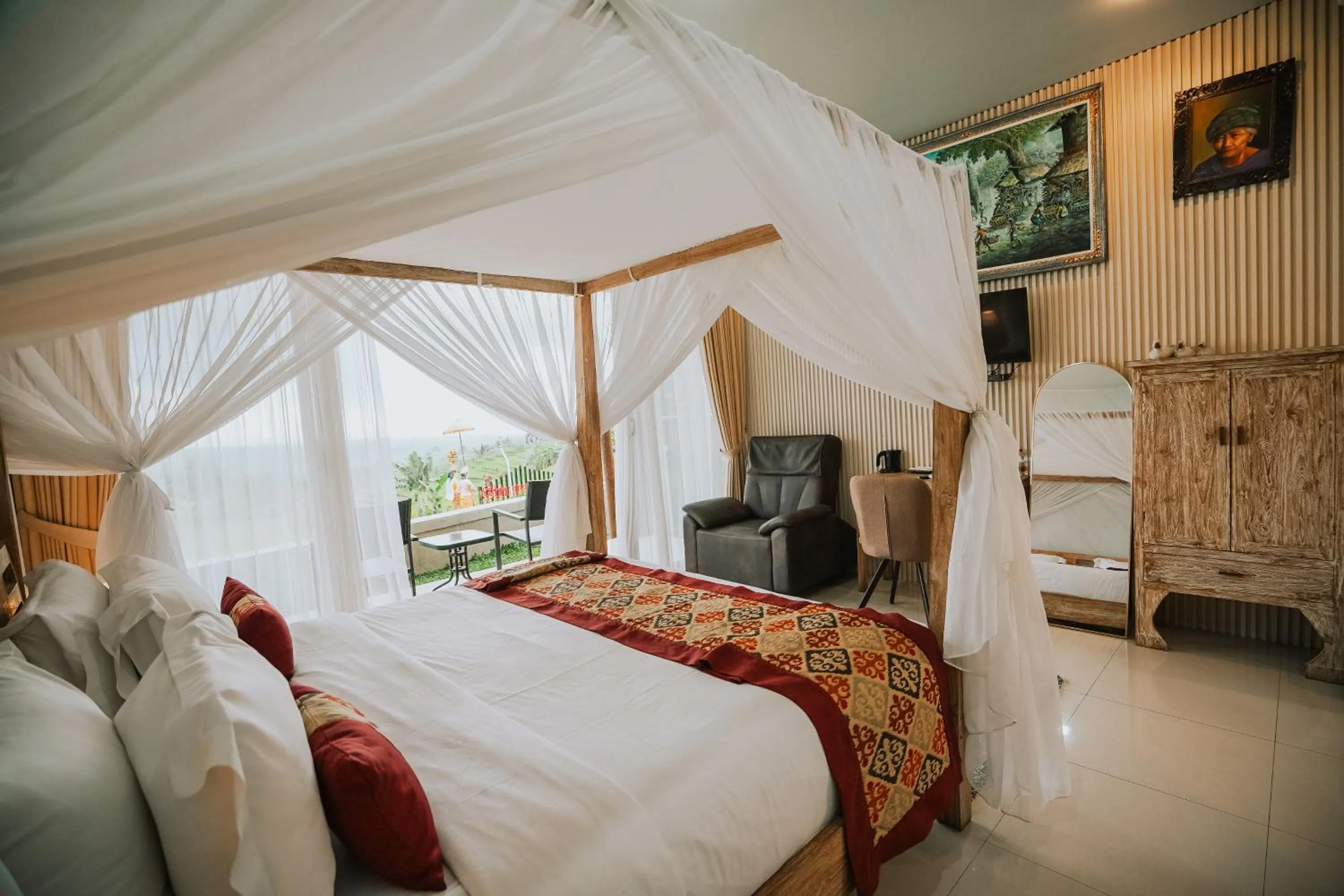 Bed in Bhuana Agung Villa and Restaurant