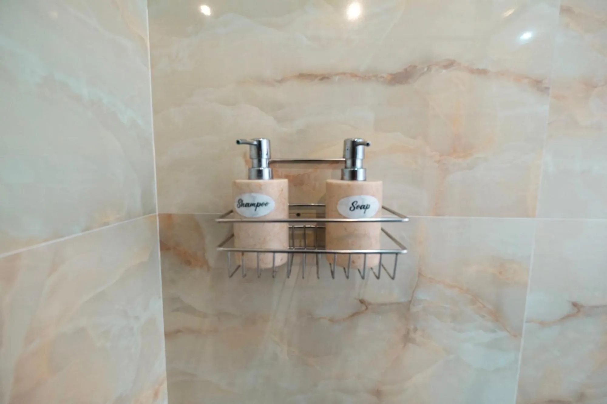 Bathroom in Bhuana Agung Villa and Restaurant