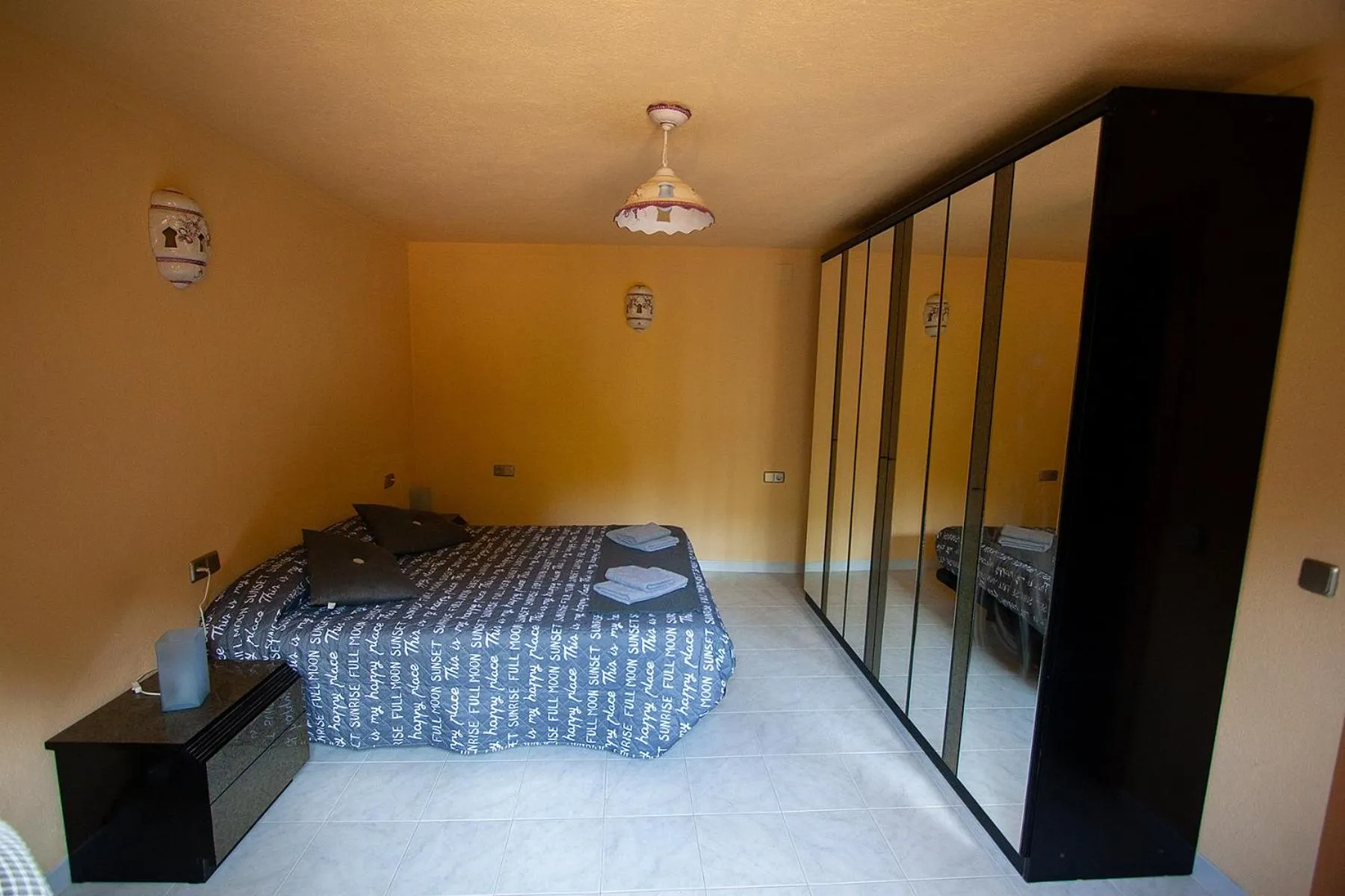 Bedroom, Bed in Can Dalemus