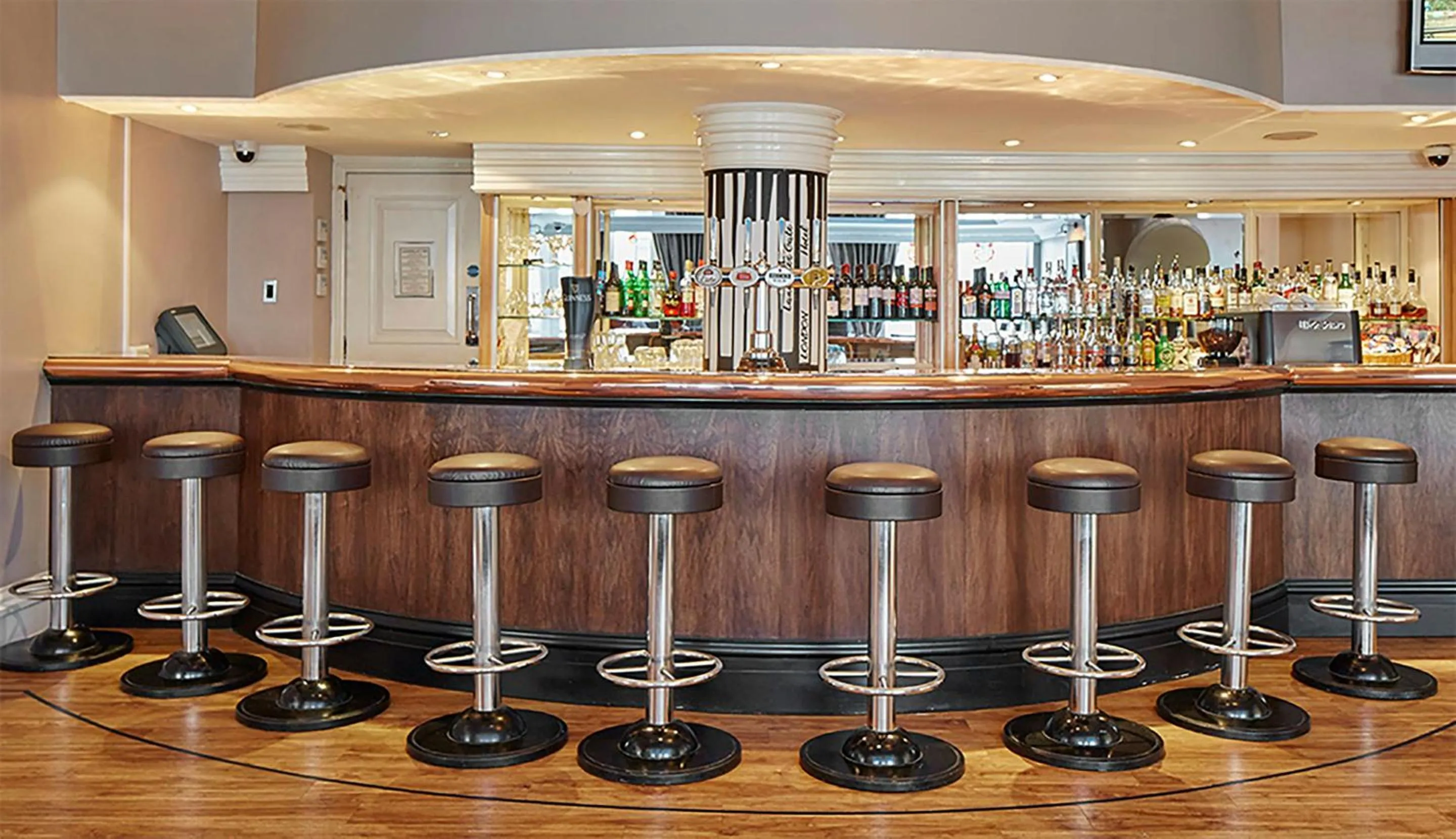 Lounge or bar in Lancaster Gate Hotel