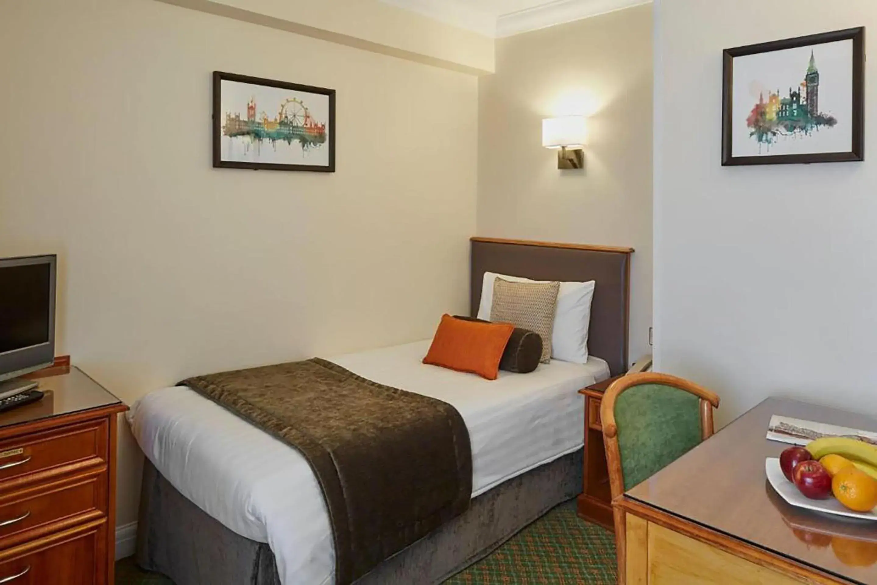 Single Room in Lancaster Gate Hotel Single Room in Lancaster Gate Hotel