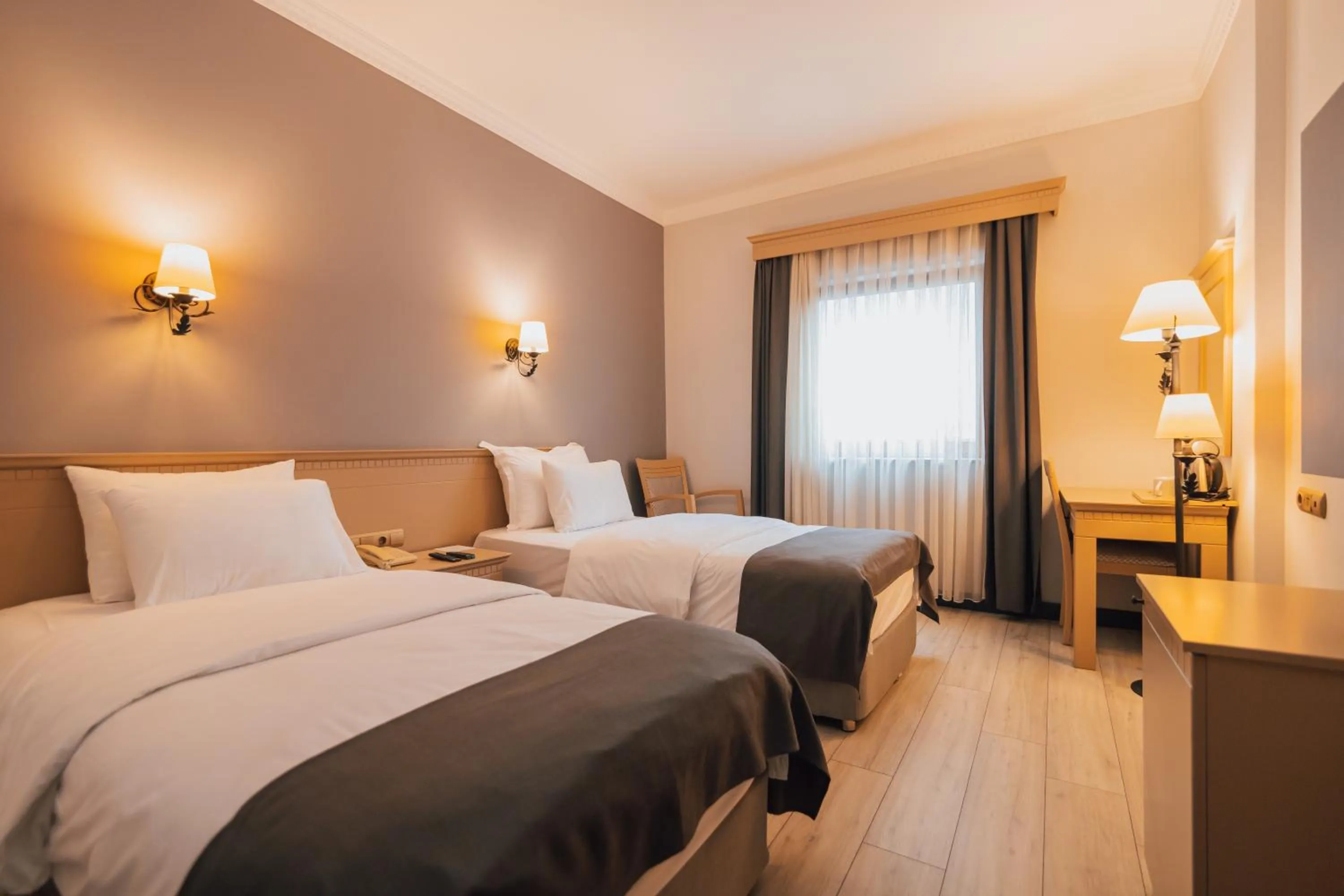 Photo of the whole room, Bed in Usta Park Hotel