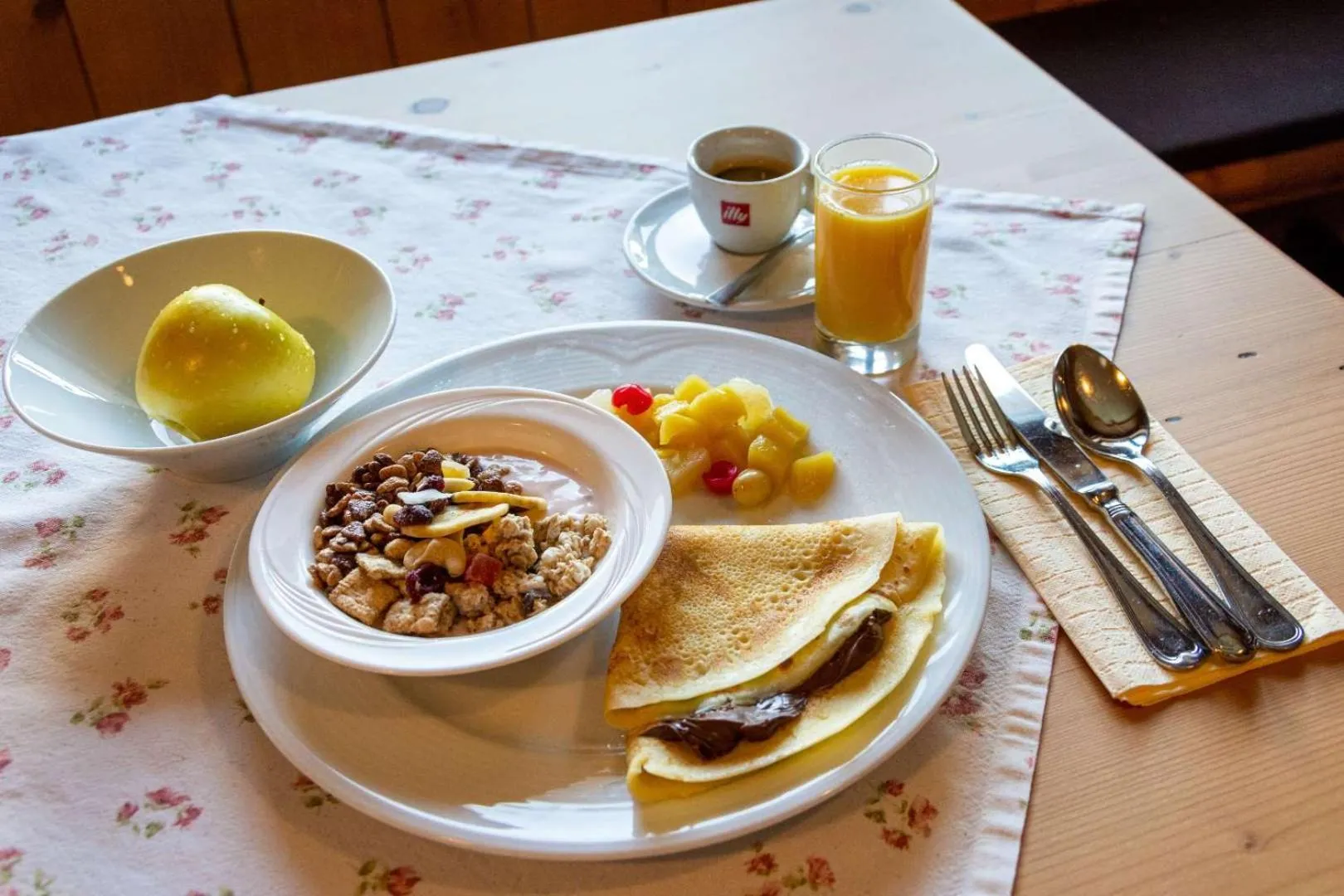 Breakfast in Wallackhaus RegioJet Hotels