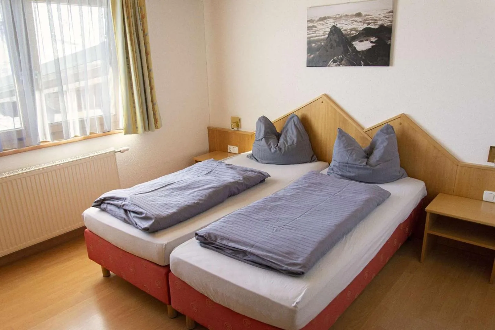 Property building, Bed in Wallackhaus RegioJet Hotels