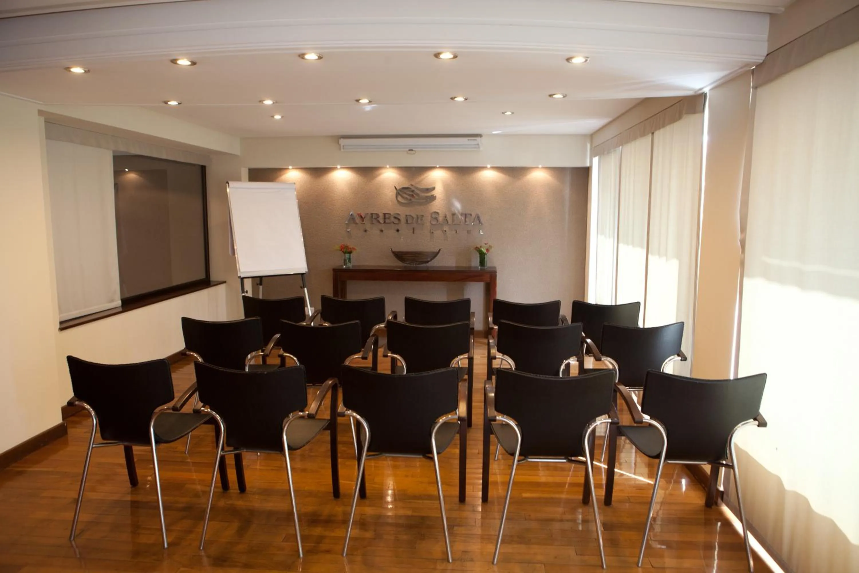 Business facilities in Ayres De Salta Hotel