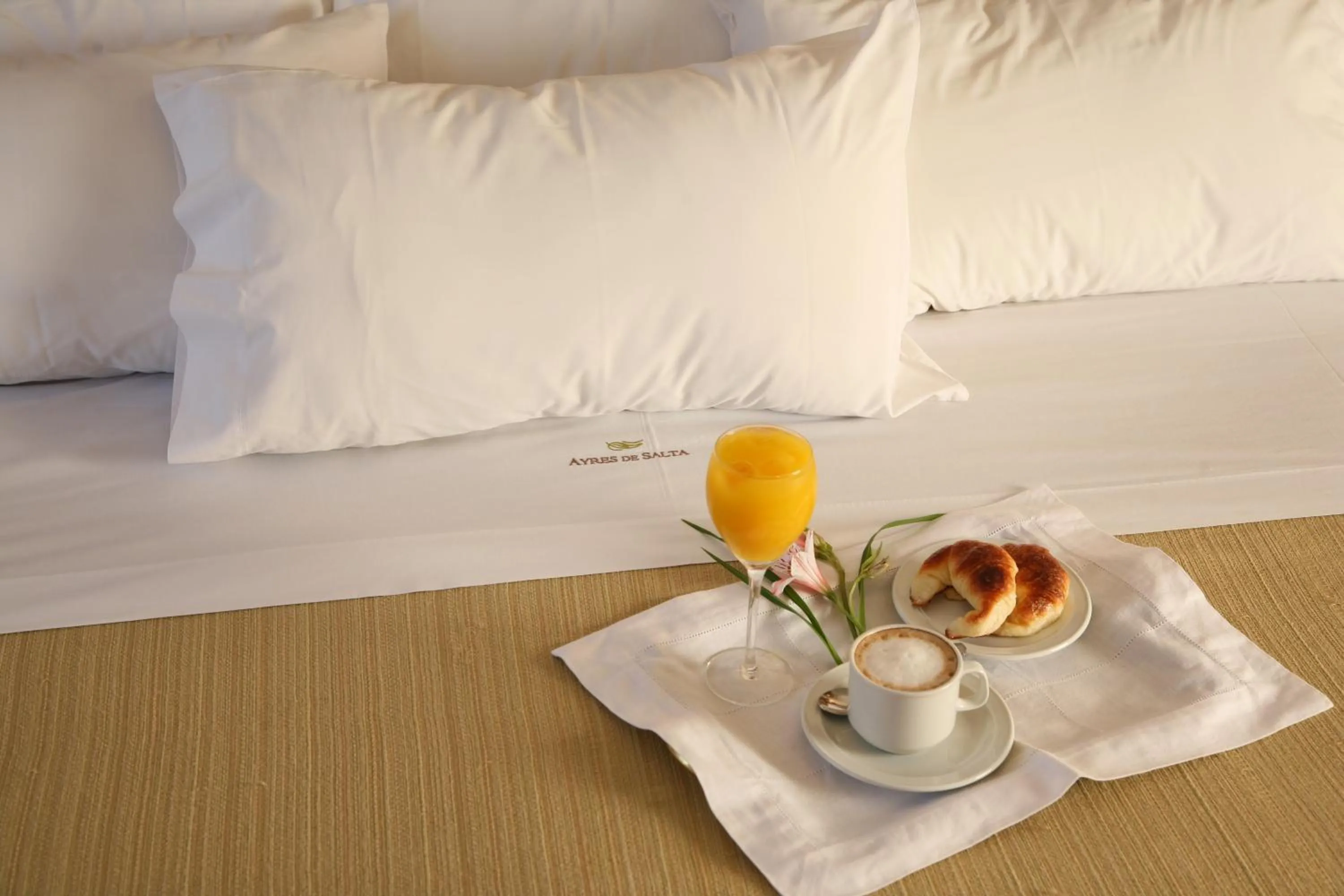 Bedroom, Bed in Ayres De Salta Hotel