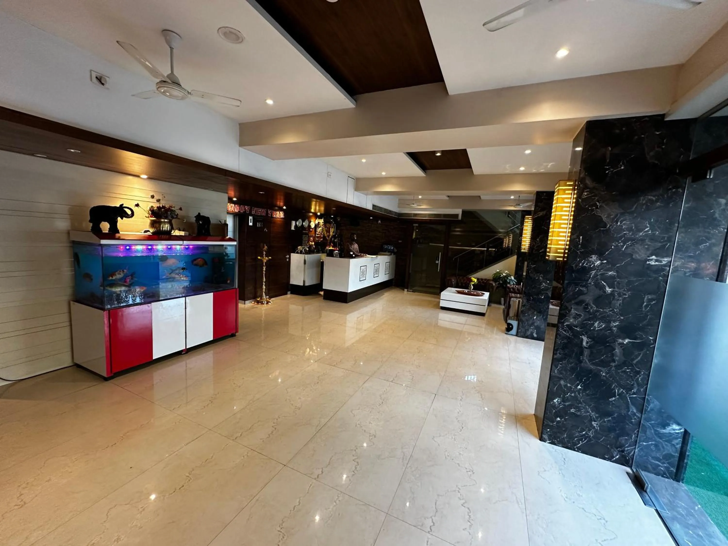 Lobby or reception in South Coast Hotel Wagle Estate Thane