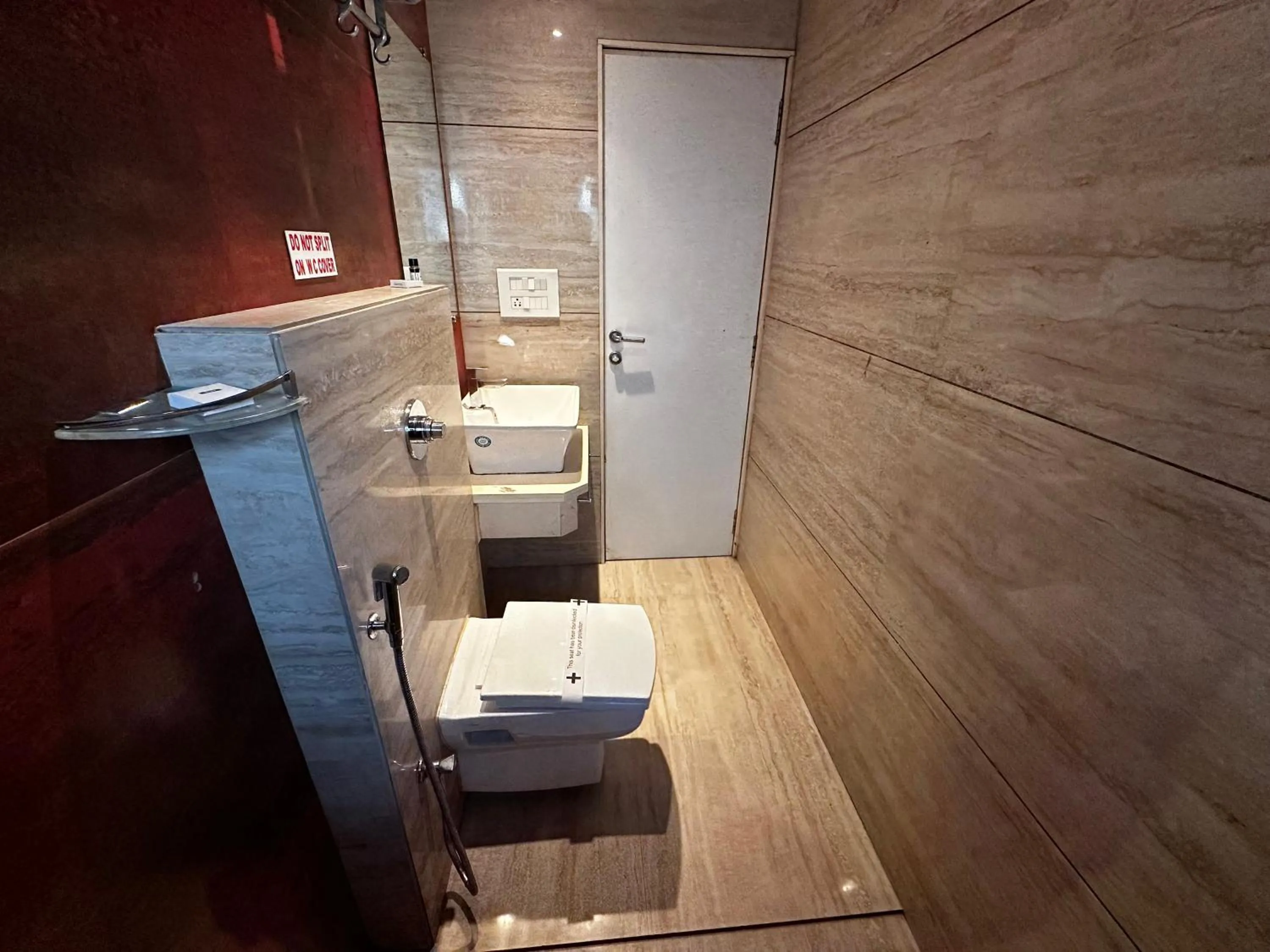 Shower in South Coast Hotel Wagle Estate Thane